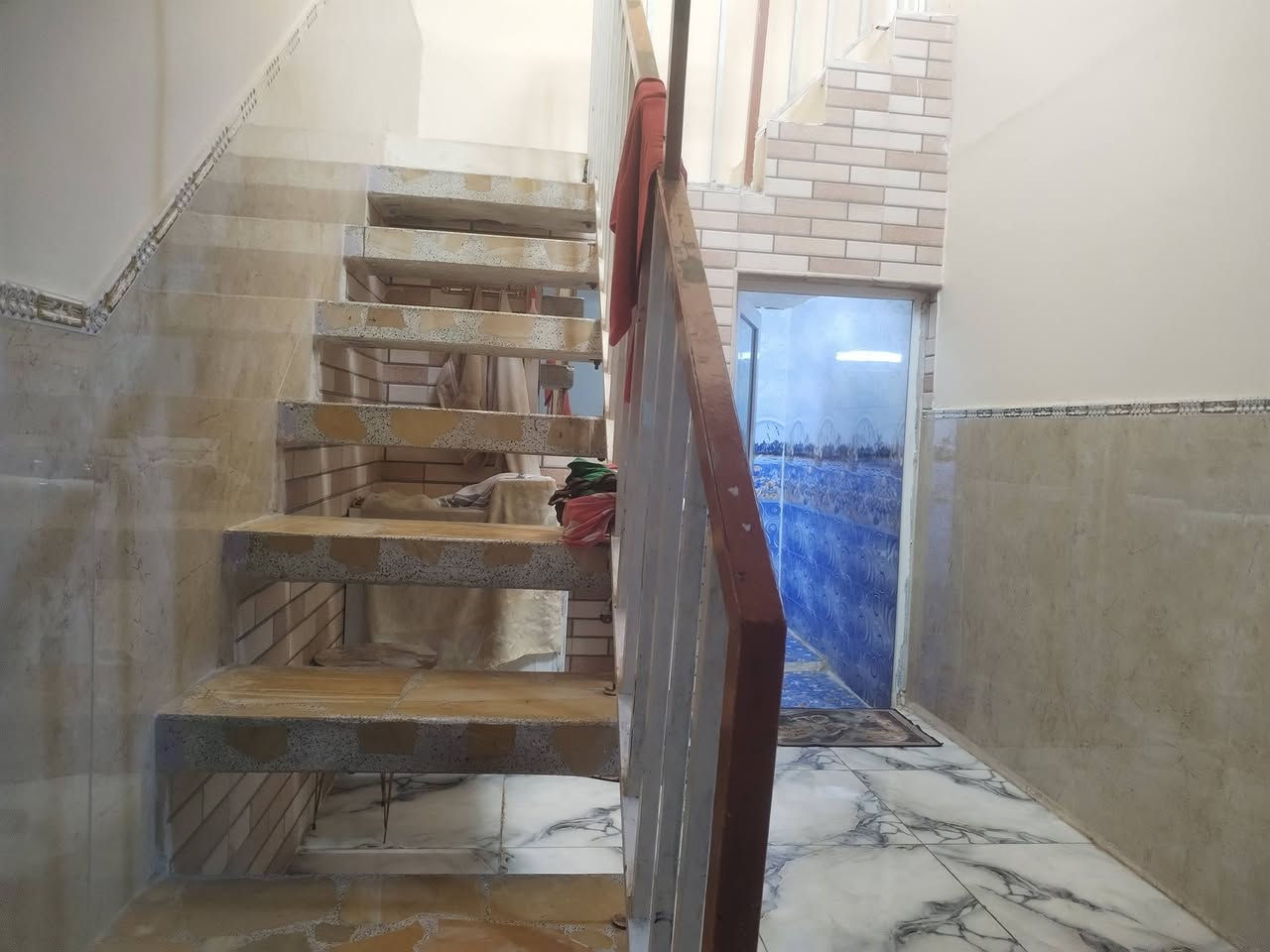 عقار اللبيع  زراعي سند25 مساحه 120متر النجف الشرف قضاء الكوفه الصوب الصغير عمود 20قرب مدرسة المقداد البتدائيه
متخل استقبال مطبخ صاله غرفة نوم مجمع صحيات غرفه طابق ثاني مع بيتونه السعر 32مع المجال )رقم الهاتف***********

