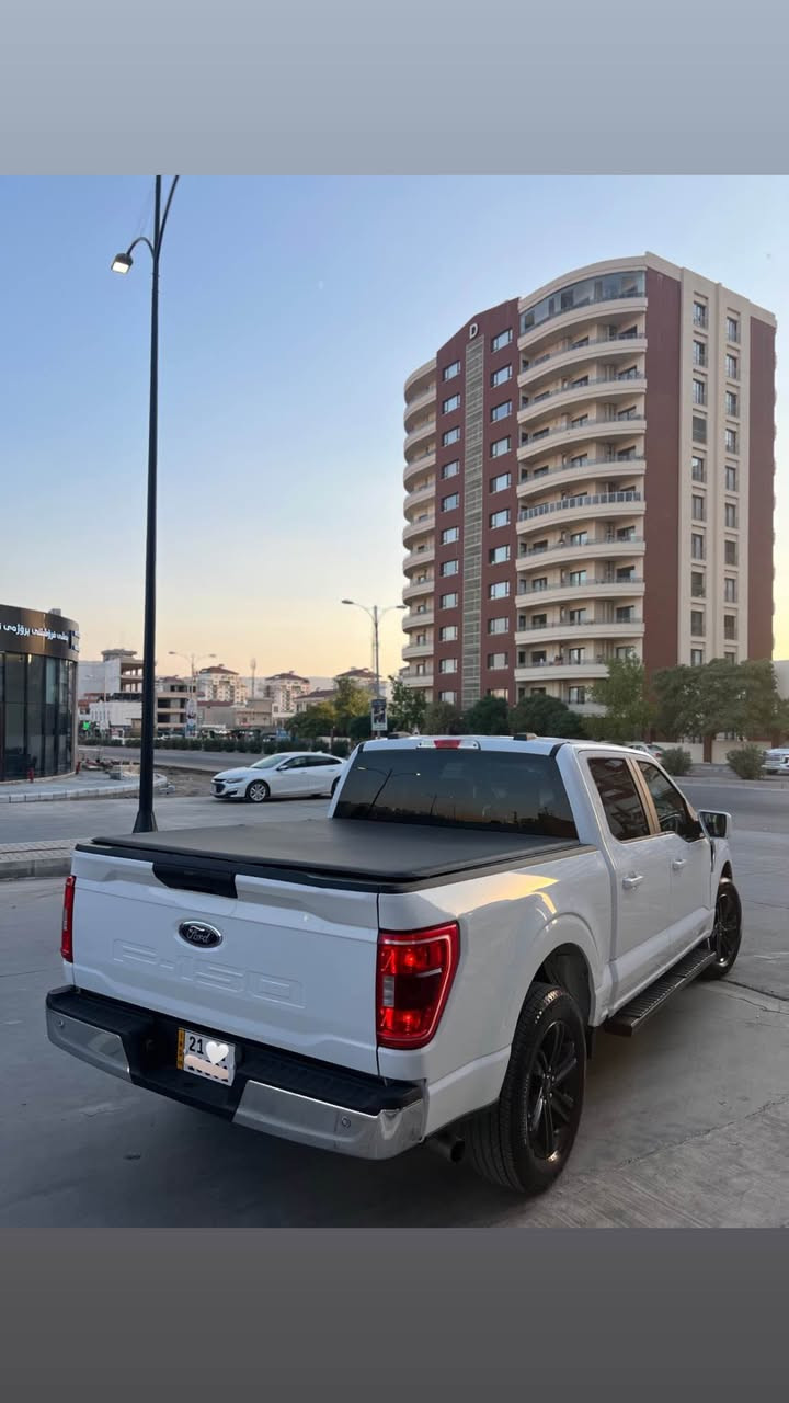 ‏FORD F-150, XLT 2023
  ***********
شكل گوراو شاشه گه وره رادار خه تي جاده ته حديد سورعه لايت ليدو ئه لقه بريك به سمه ئوتو ستارت رادري ئاوينه گير سوكان  سه ياره كه بي ده بل ئه كسله يه ك چه مه لخي پيشه وه بوياخه بي ناو گرتن 
سعري 240$ معامه له 
هه مو گياني به شه رت
مۆبایل : ***********📞 السليمانية, العراق
