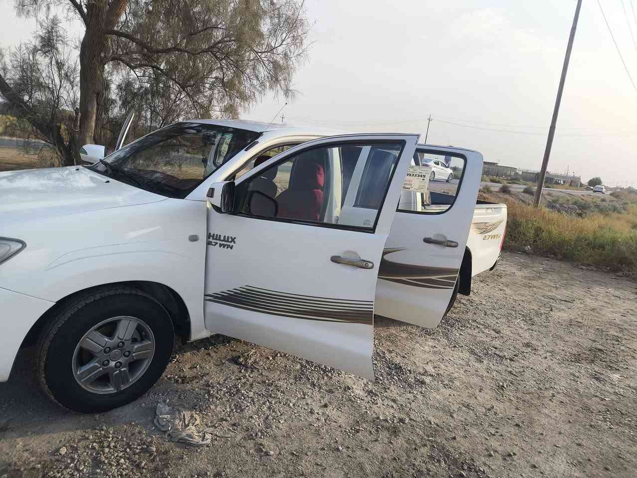 السلام عليكم اخوان فلاونزه 11 كويتي بيه جاملق كتر الساق  أسعر 150 وبيه مجال   رقم التليفون ***********

