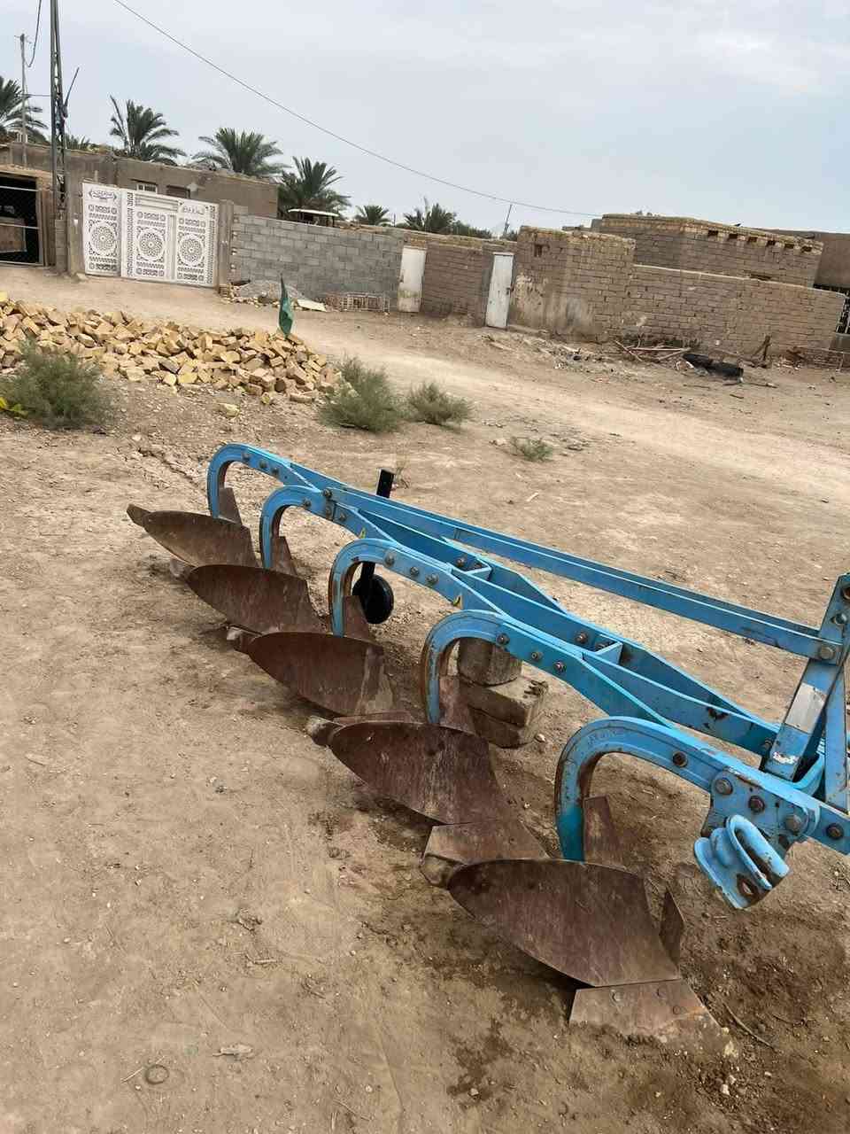 سلام عليكم خوان فدان تركي حجم 10خماسي جديد شرط ***********الكراب مكان ناصريه الاصلاح الشراي يتصل
