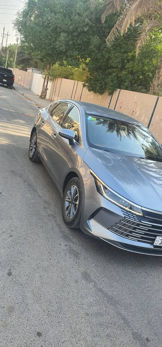 سلام عليكم ...
من رخصت الادمن المحترم ..
BYD دستروير 
موديل 2025 ماشيه ١٤ الكلي جديده جدآ
سياره كفاله عامه من كلشي 
لاصبغ لا بارد لا تكحيل كفاله عامه 
السياره مدوشمه كشنات تلبيس داخل ابيض كاعيات جدد تكم بيبان تغليف حفاضن ع السياره 
غراض السياره كامله ولا نقص 
المكان بغداد 
رقم الهاتف ***********
