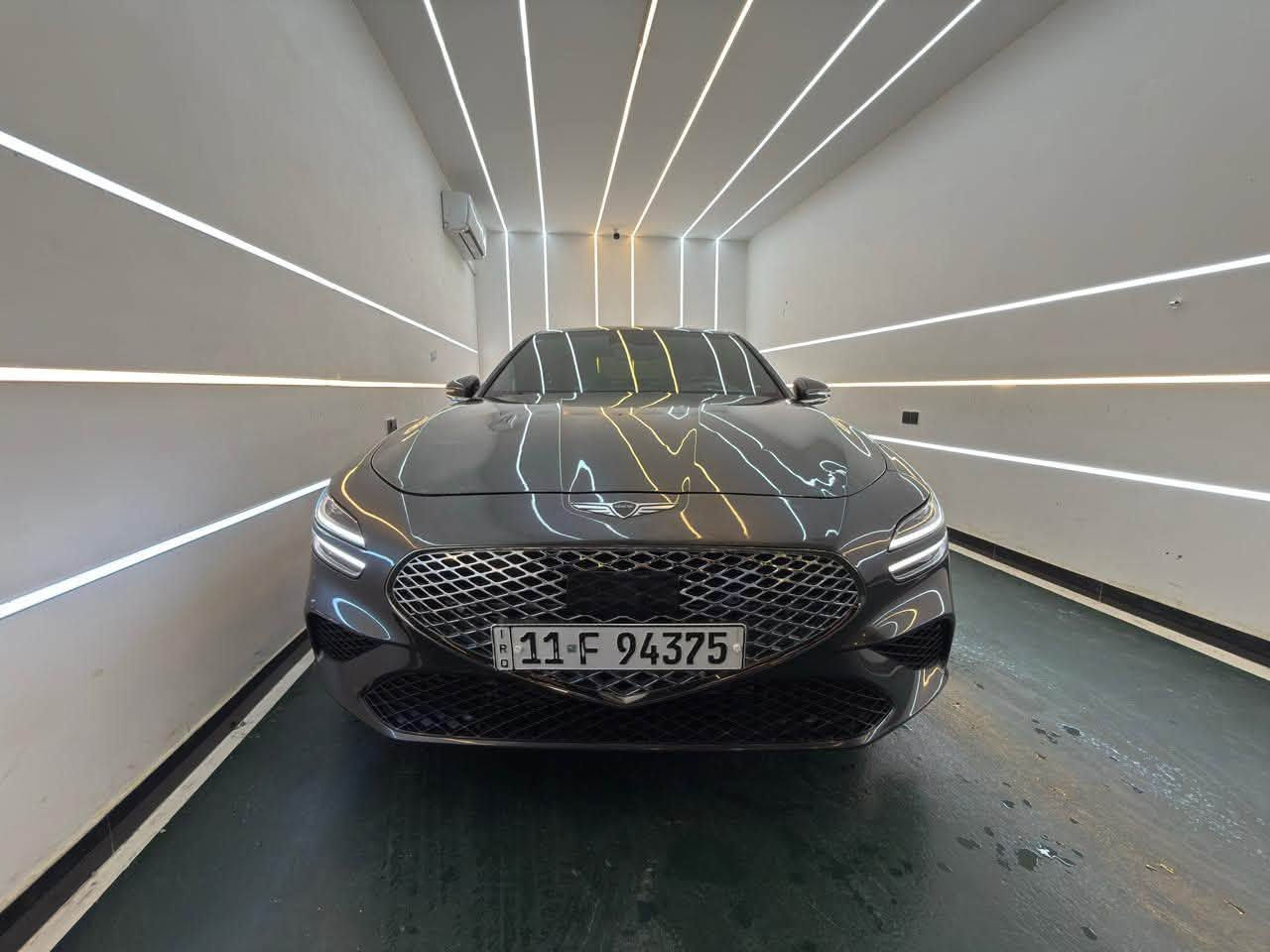 🔴Genesis g70 2025.
🔴 المسافه:المقطوعة : 9000  ميل.

🔴الفئه: ادفانس تو ويل (دفع خلفي) 

🔴حجم المحرك :2.5L turbo

🔴لوحة السيارة :بغداد (باسم البائع)

🔴الون : رصاصي + دواخل بيجي 

🔴حادث السيارة :بنيد راجع بارد بدون تبديل او صبغ او فتح

🔴المواصفات:

- 5 وضعيات قيادة (eco- normal-sport-sport plus- costume)  

- لانج كونترول

Auto Hold -

- شاشة كبيرة

- كشنات امامي تدفئة تبريد 

- كشنات كهربائية + ميموري

- تدفئة ستيرن

- ستيرن كهرباء

- كامرات ٣٦٠ درجة

- حساسات امامي خلفي

- سقف كنتارا

- بريكات برمبو ٦ بستم بلادي

- جامات اوتماتيك 

- سايد بريك كهربائي بصمه

-تبريد قطعتين 

- رادارات امامي وخلفي وجانبي

- نظام تحديد المسار

- مري شفط +اشارة + تعتيم

- لايتات LED امامي خلفي

- دخول ذكي مع انارة ترحيب

- قيادة ذاتية

- تحديد مسار + مثبت سرعة تفاعلي يدوس بريك ويمشي تلقائي

🔴للتواصل:***********

متوفر واتس اب او اتصال

— في ‏‏بغداد‏‏.
