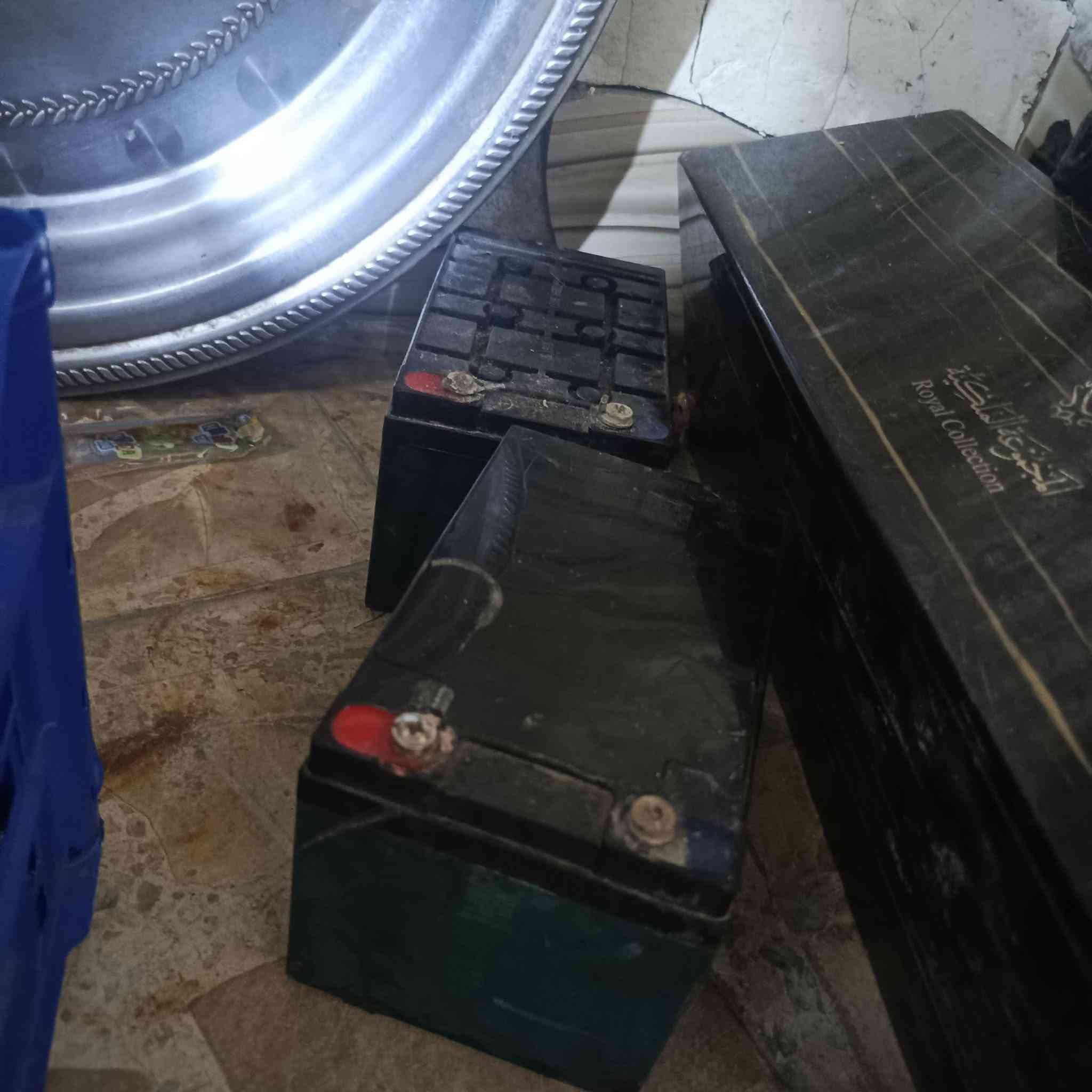 درجتين جاهزات عوزهن بس فيره و البيضه يرادله فيره و عقل ثنيهن ب 60 وياهن بطاريت جاهزات و ثنين هابطات رقمي  ***********
