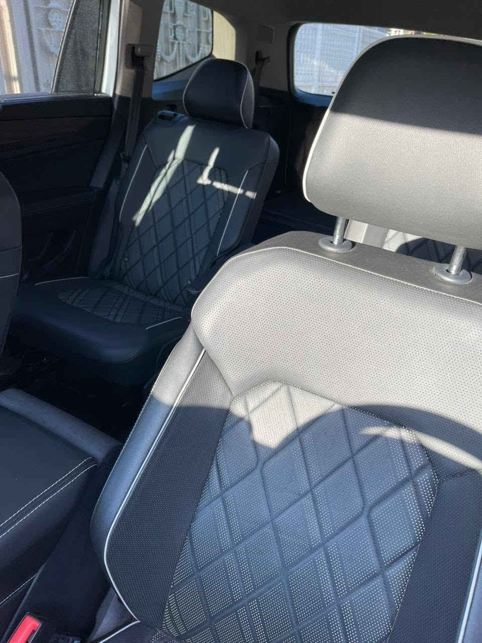 السلام عليكم ورحمة الله وبركاتة 

VolKswagen  Atlas SEL Premium R_Line  2024

عداد المسافة : 29000 الف مایل 

ضرر : فقط جاملغ وشويه بنيد بدون داخل شرط فحص

ارباك ضارب 

دعامیە مبدل بلاد شريكا 

اعلی المواصفات  atlas 1/1 :

سقف بانوراما

داتاشو 

بصمة تشغيل

بصمة أبواب

تشغيل عن بعد (Remote Start)

صندوق شفط كهربائي

رادار أمامي (تحديد مسار)

رادار جانبي (نقاط عمياء)

رادار خلفي (تحذير من الاصطدام)

كاميرات محيطية 360°

سستم سماعات FENDER

تحكم وضعيات القيادة Drive Modes 

اوتو بارك Auto Park

تبريد مركزي لمس

كشنات ميموري

اناره محيطيه اكثر من 40 لون

كشنات جلد

کشن تدفئة و تبرید

هاند بريك بصمة

Android Auto 

Apple Car Play 

مانع انزلاق+ABS

شاشة كبيرة لمس

حساسات خلفية+ كاميرا 

تحكمات استيرن

اوتو ستارت Auto start 

اوتو ستوب Auto Stop

السياره  رقم بغداد بااسمي

مكان: بغداد 

رقم:  ***********

سعر صور حادث خاص
