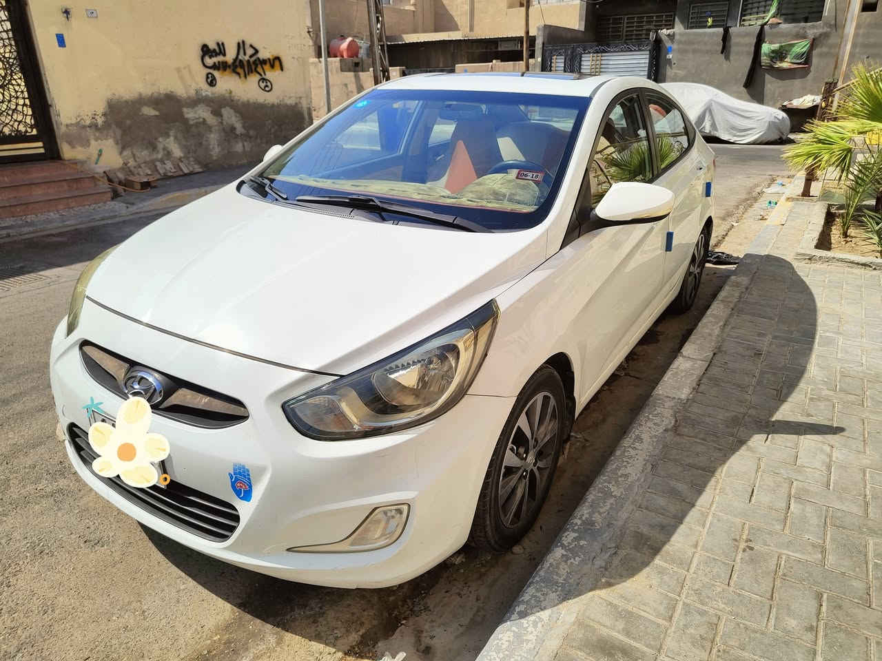 اكسنت 2015 للبيع محرك 1600 خليجي كير محرك تبريد كفاله ماشية 240 الف بيها صبغ المداكر الامامية  بدون ضربة السعر 95 وبيها مجال قليل ***********
