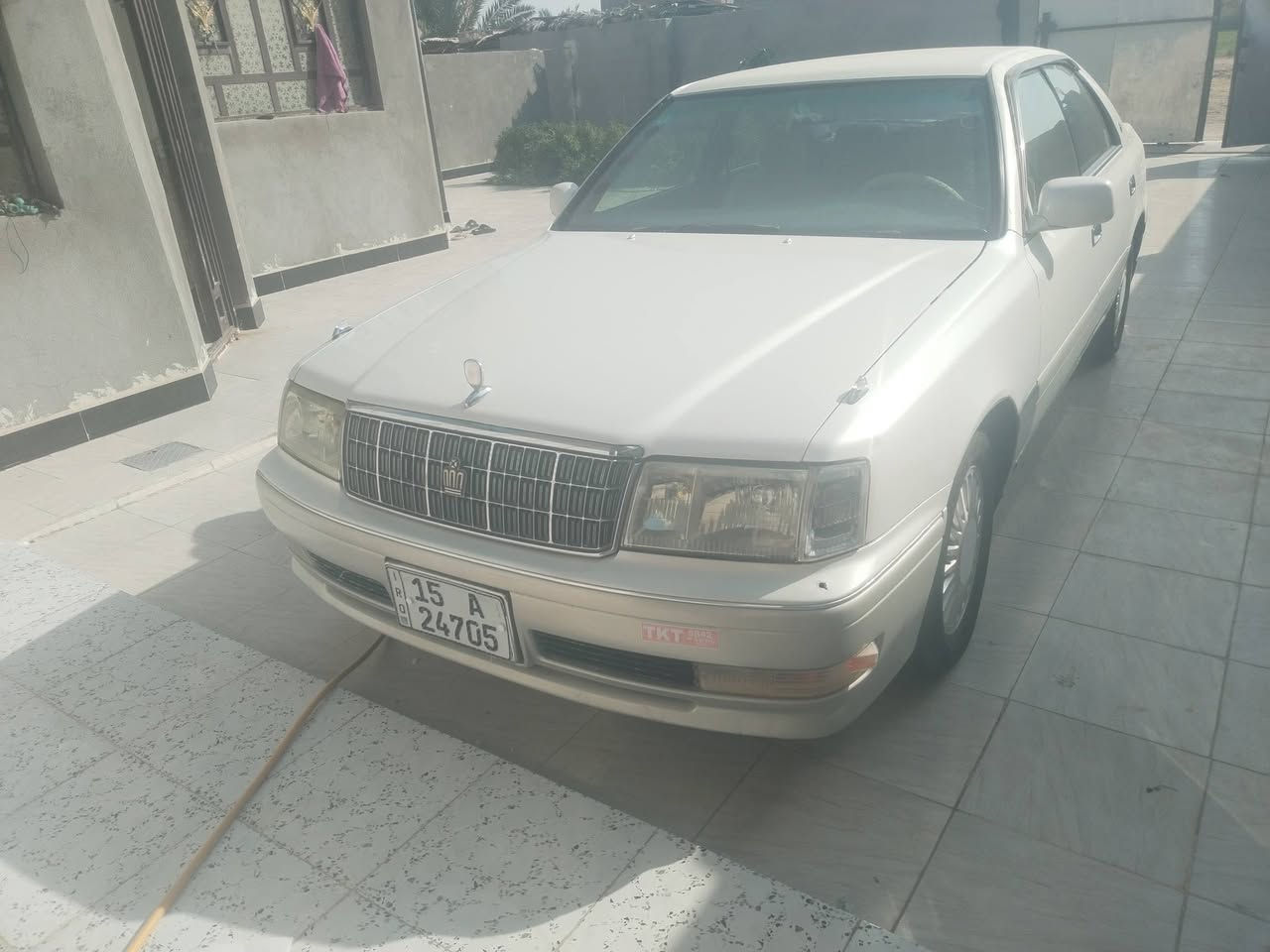 سلام عليكم ورحمة الله سياره راس الثور موديل 96سياره باسمي مكفوله ظربه  والعيب الشرعي والمداور ثاني يوم كير ومكينه وحداديه وتخم تاير وتبريد ومنظومة زنون متوازي على بيعها بسبب ظروف سياره مال بيت مو مال شغل مخليه جواي من انزل من الدوام بس صار عدي ضرف وصرت ابيع سعرها 95وبيه مجال الشراي يتصل مااجاوب على كل رساله ***********

