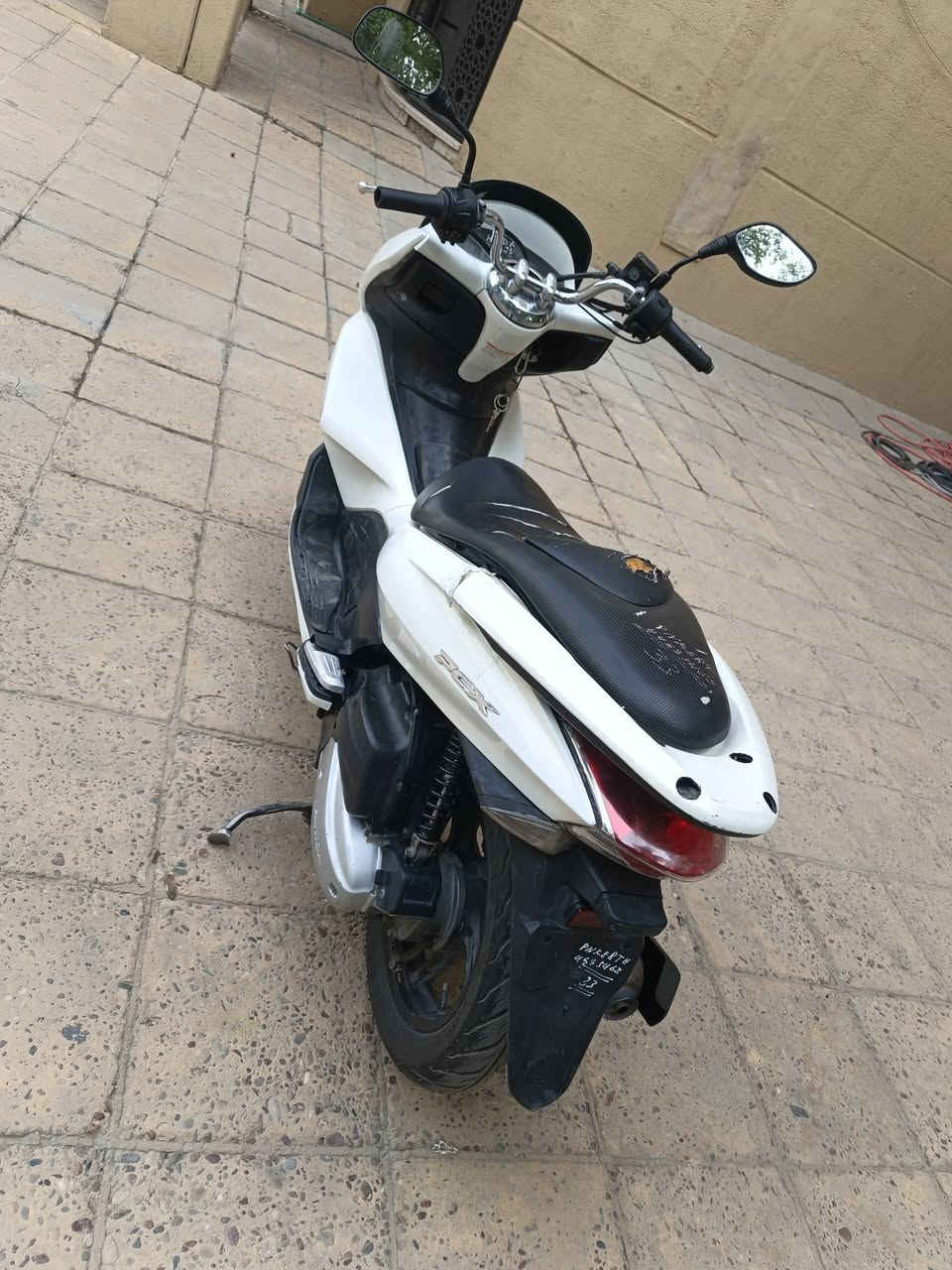 PCX • جيل اول • ١٥٠