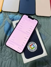 ايفون 13 عادي  ذاكره 128  بطاريه 94 جهاز عربي ضمان ماستر  السعر 440 ها...