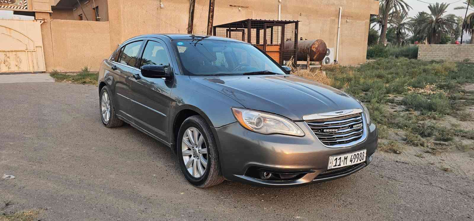 سلام عليكم
للبيع كرايسلر c200 
2013 وارد امريكي 
حادثها دعاميه اماميه فقط
مكينه 2400 رقم بغداد الجديد 
السياره مكفوله من كلشي كير مكينه 
صدر امامي خلفي تدفئه تبريد كله جديد 
كهربائيات كلها شغاله وباقي المواصفات معروفه 
السياره بيها بنيد وقبط جنطه كلير اثر جراد 
وموجوده صورها قبل لا تنرش كلير 
مكان السيارة بغداد الكرخ 
***********
