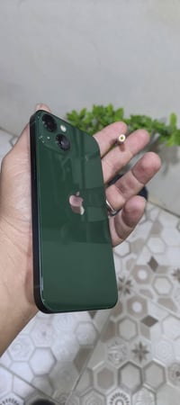 آيفون ١٣ • ١٢٨ جيجا • زيتوني