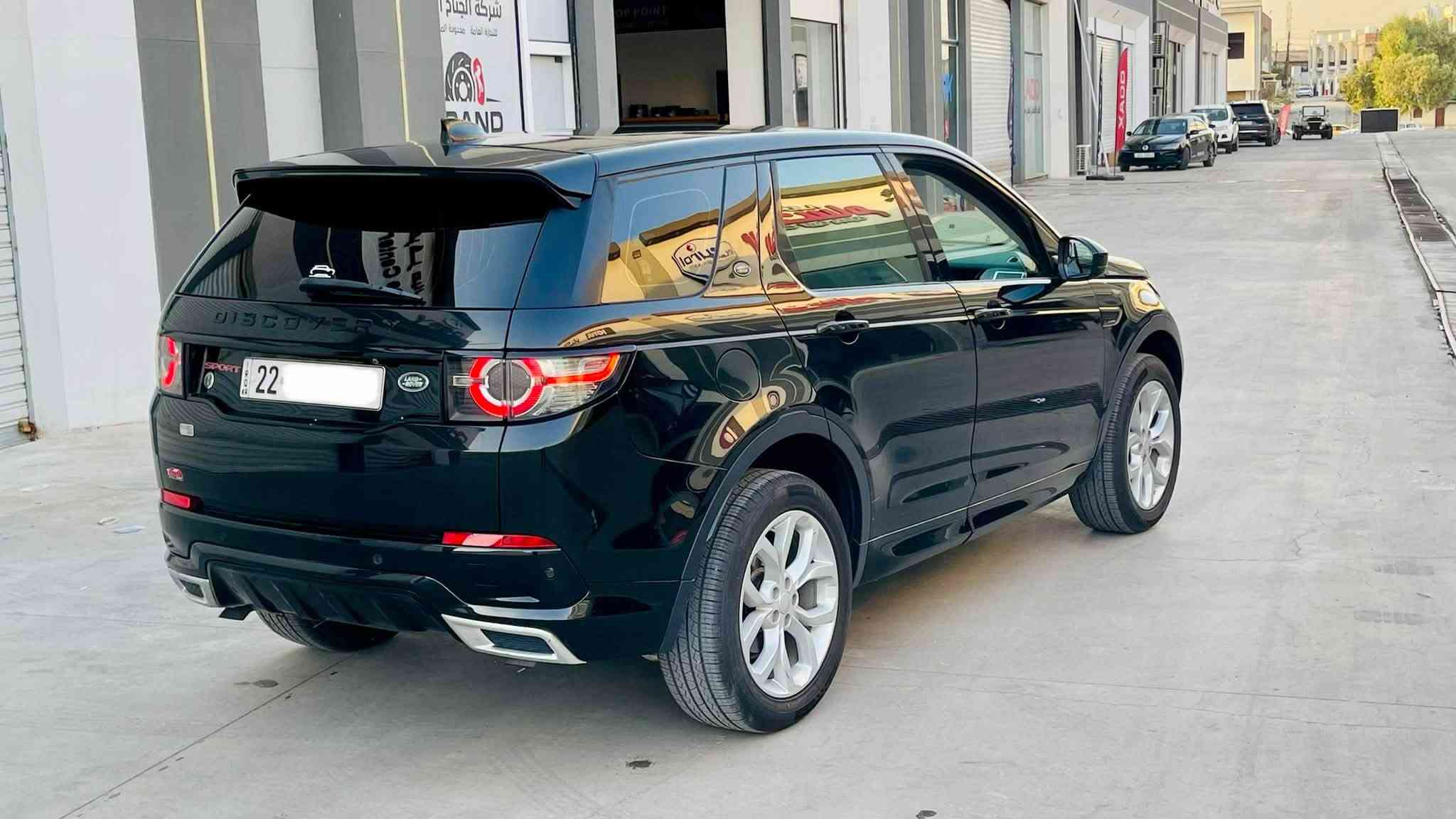 للبيع او مراوس
ارخص وانضف رانج روڤر ديسكڤري سبورت سعر مناسب بلاش 135 مجال بسيط 
سياره خليجي وكالة كازو كلين بدون ضرر بدون صبغ 
محرك V4 سلندر تيربو مامفتوح 
ماشيا 50 الف كيلو حقيقي 
محرك كير تبريد طخم شرط 
مواصفات فول 
سقف كامل جام بانوراما 
بصمة ابواب 
بصمة تشغيل 
شاشه كبيره نضام ملاحة GPS
حساسات امامي +خلفي 
كير ماوس ذكي 
كشنات كهرب 
كشنات جلد 
مري شفط 
دخول ذكي 
شفتات استيرن 
بعد بيها مواصفات 
رقم اربيل سنويه وهزه جديد باسمنه وشرط التحويل 

للاستفسار مراجعة مكتب منارة الحدباء لبيع وشراء السيارات موصل حي المثنى فرع اعدادية الرساله 
 ***********
