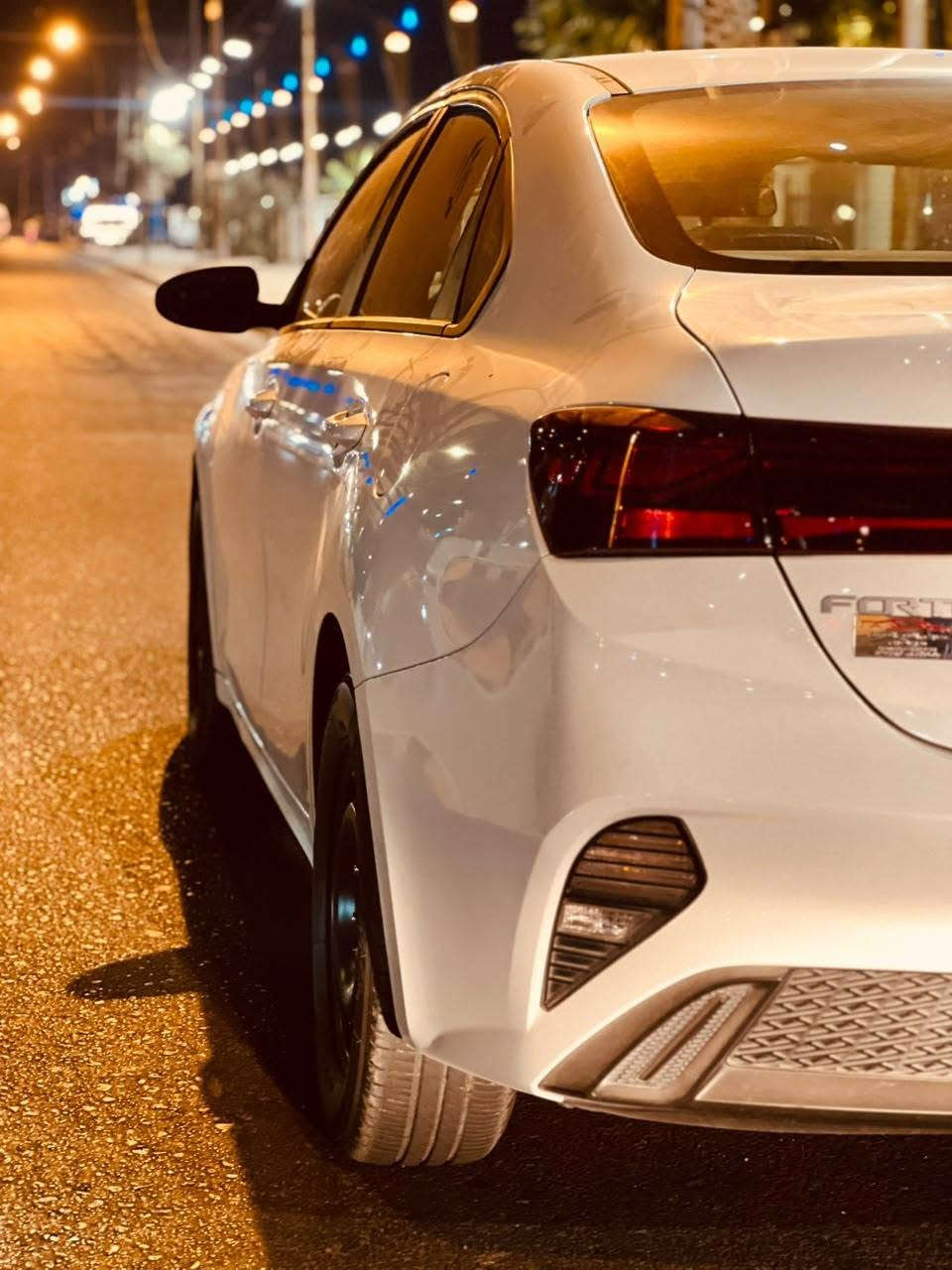 السلام عليكم
كيا فورتي  موديل 2024 وارد امريكي 

رقم بغداد تحويل مباشر

 • المحرك: 2000 دوش

 • شاشه تدعم الكاربلي والاندرويد اوتو 

 كاميرا خلفية

 • تحكمات ستيرن

 • السيارة نظيفة جداً وجديدة بمعنى الكلمة بدون اي نقص

ماشية 48 الف 

حادث السياره دعاميه اماميه + بدنه وراديتر بدون لغد بدون شاصي بدون تبديل بدون صبغ 

صور الحادث  مرفقه  بالمنشور 

السعر 145 بيها مجال 

مكاني بغداد الكرخ 

***********

نص مكتوب في الصور:
- bidfax.info Історія страхових аукціонів США » Kia » Forte » Kia Forte Lxs 2024 White 2.0L vin: 3KPF24AD9RE766536 Kia Forte Lxs 2024 White 2.0L vin: 3KPF24AD9RE766536 Фін. ставка: $4600 Аукціон: IAAI SOLD Номер лоту: 41262129