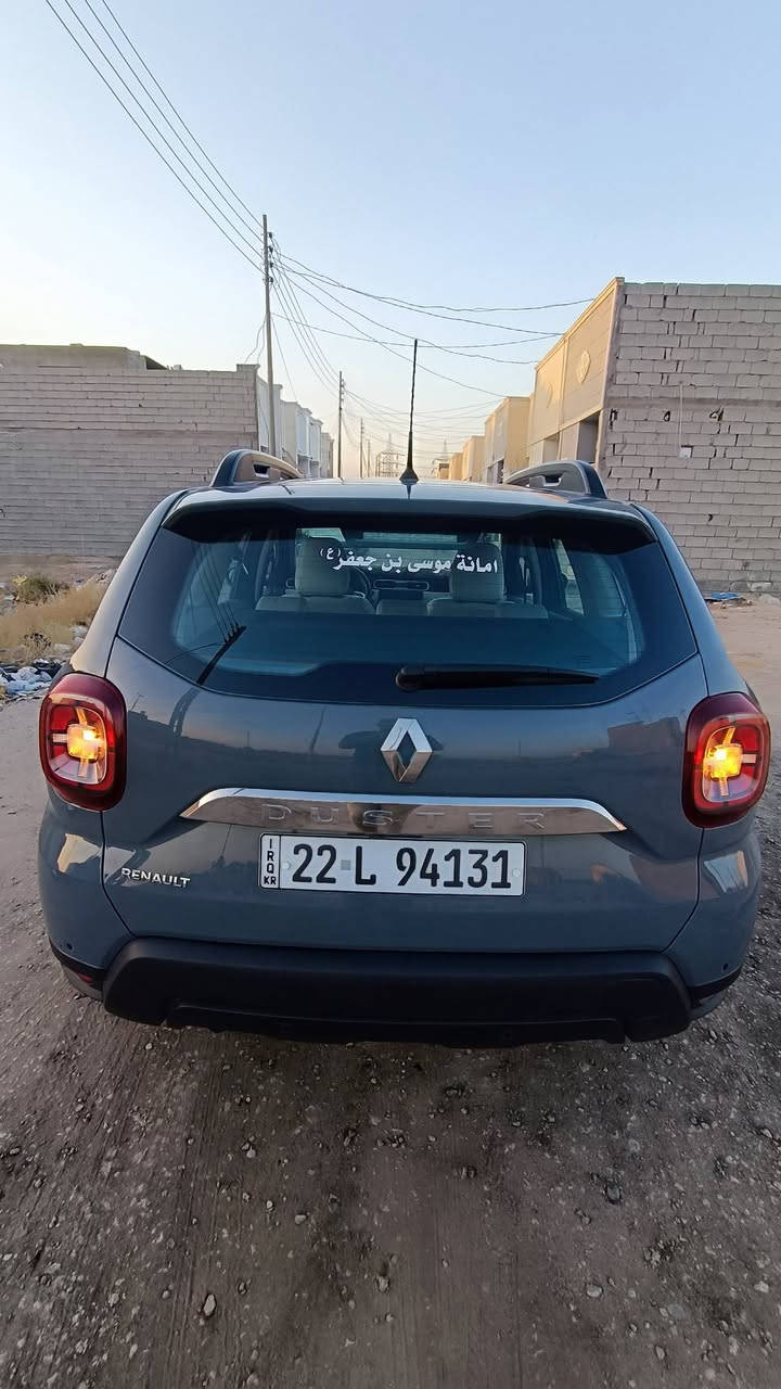 🚘 للبيع رينو داستر 2024 PE – استلام شركة رينو فرع كربلاء بأسمي السيارة
🔹 الموديل: Renault Duster 2024
🔹 الفئة: PE
🔹 المواصفات: خليجي
🔹 المحرك: 1.6 لتر بنزين – 4 سلندر
🔹 القير: أوتوماتيك CVT
🔹 الدفع: أمامي FWD
🔹 اللون: سمنتي / رمادي
🔹 الممشى: تقريباً 26,000 كم
🔹 الشراء: من وكالة رينو / الشركة في كربلاء
🔹 الحالة: بدون حوادث، وكالة وأصلية
🔹 الصبغ: وكالة، فقط خدوش بسيطة جداً من الاستخدام
🔹 التعديلات: لا توجد، السيارة على وضع الوكالة
🔹 الصيانة: صيانة دورية ومحافظة عليها

⭐ مواصفات وتجهيزات فئة PE:

• شاشة وسطية نظام اندرويد وكار بلي أصلية
• نظام صوت
• Bluetooth وUSB
• تحكم بالمقود
• مثبت ومحدد سرعة
• حساسات خلفية
• كاميرا خلفية
• تشغيل بصمة/زر تشغيل حسب تجهيز السيارة
 تبريد ثلج 
• نوافذ كهربائية
• سنتر لوك
• ABS
• EBD
• ESP / نظام الثبات الإلكتروني
• وسائد هوائية
• نظام مراقبة ضغط الإطارات TPMS
• اطارات أصلية
• أنظمة أمان ومساعدة للسائق حسب مواصفات النسخة الخليجية

🔥 السيارة نظيفة جداً ومحافظة، استعمال شخصي، وما عليها حوادث أو تبديلات، وكل شيء وكالة وأصلي.

مناسبة جداً للي يريد دفع أمامي، محرك 1.6 اقتصادي، قير CVT، سيارة مرتفعة وعملية للاستخدام اليومي والسفر.

📍 الموقع: كربلاء

💰 السعر:   129  $  قابل للتفاوض بالمعقول

🤝 البيع للجادين فقط، والفحص على المشتري.
السيارة بأسمي مصطفى ابو علي 
***********
