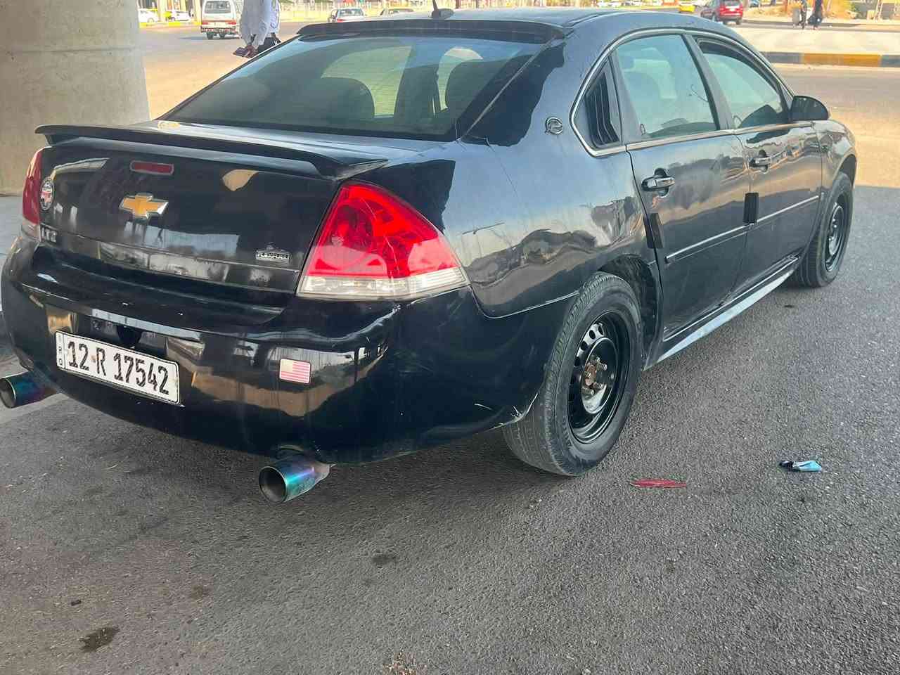 سلام عليكم
امبالا موديل 2012 
مواصفاتها 
محرك 3600 سوبر vvt  جاهز بدون تبخير بدون تنقيص
كير 6 نمر جاهز صافي بالتنميرة ومابي اي اشكال 
كشن كهربائي وتحكمات ستيرن 
تدفئة تبريد جاهزات فقط كونترول التحويل يرادلة تبديل 
كامرة امامية خلفية 
اكزوز لجمالية السيارة 
السيارة شلعتها حلوة وموجود مقطع لتسارعها 
كهربائيات جاهزة 
الصدر نص عمر 
رقمها نينوى رقم 12 لانكليزي الدولي تحويل اي محافظة
السيارة مصبوغة حزام 
ضررها صندوك وشوية من صفحة بامريكا 
ودعامية وبنيد بالعراق 
السعر 67 وبيها مجال حك نقوصاتها بسيطة والشراي ماقصر ويا 
مكاني ديالى بعقوبة تقاطع القدس دور الزراعة 
الرقم *********** 
كلشي ذكرت بالسيارة اقرا المنشور وشوف الصور اذا عجبتك خابرني
