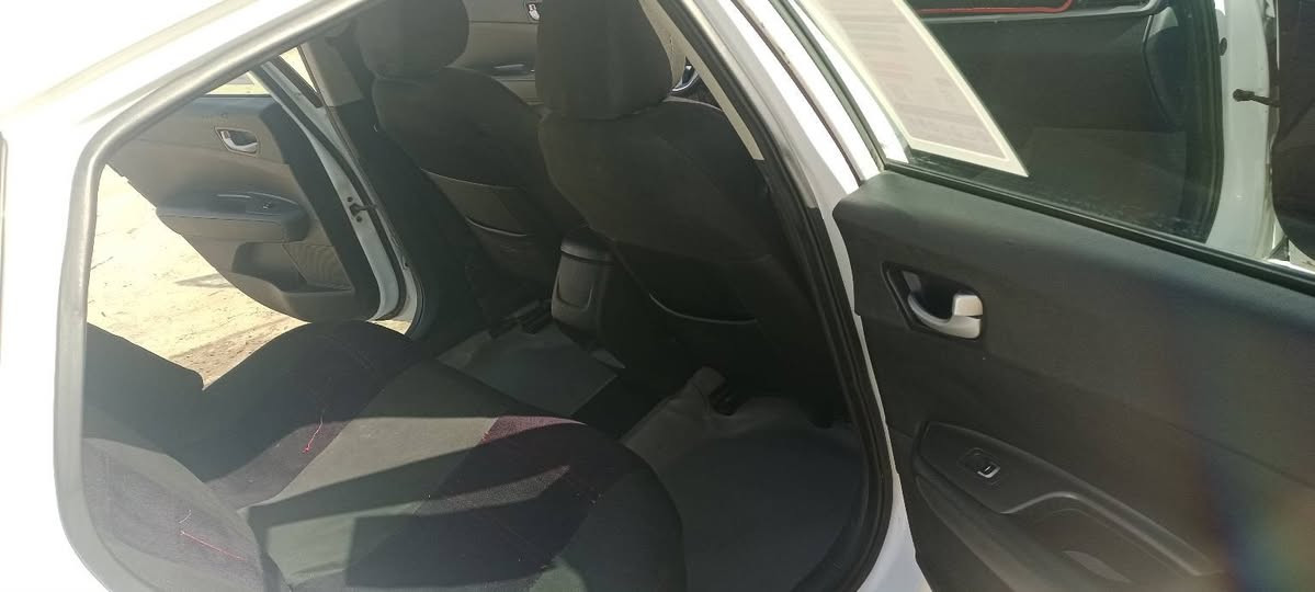 سلام عليكم
كيا اوبتيما موديل 2019
وراد امريكي 
مداور بيومهه
السياره مابيهه ضربه 
فقط صبغ بل الباب الخلفي 
ولا يوجد أي تبديل قطعه 
 مكينه برقي ما مفتوح تبريد فول كل شي جاهز 
حداديه صار سبوع مسويهه 
العنوان ذي قار 
قظاء الشطره 
السعر 130 وبيهه مجال 
غير متواجد في الفيس 
الاستفسار الاتصال 
***********
