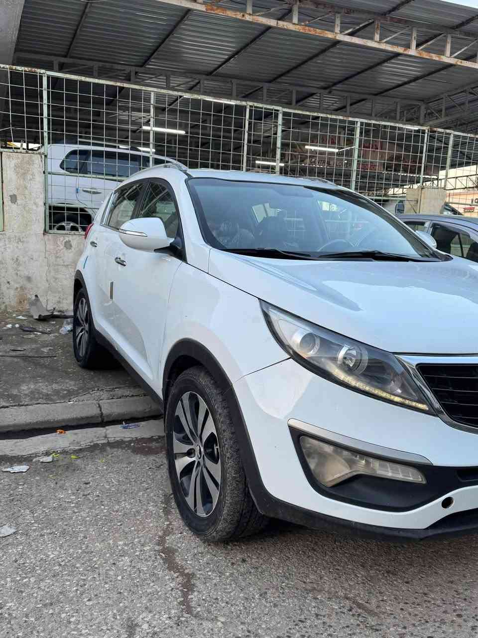 موديل السيارة 2014 
وارد خليجي 
السعر المطلوب 140 و بيها مجال 
واتساب ***********
