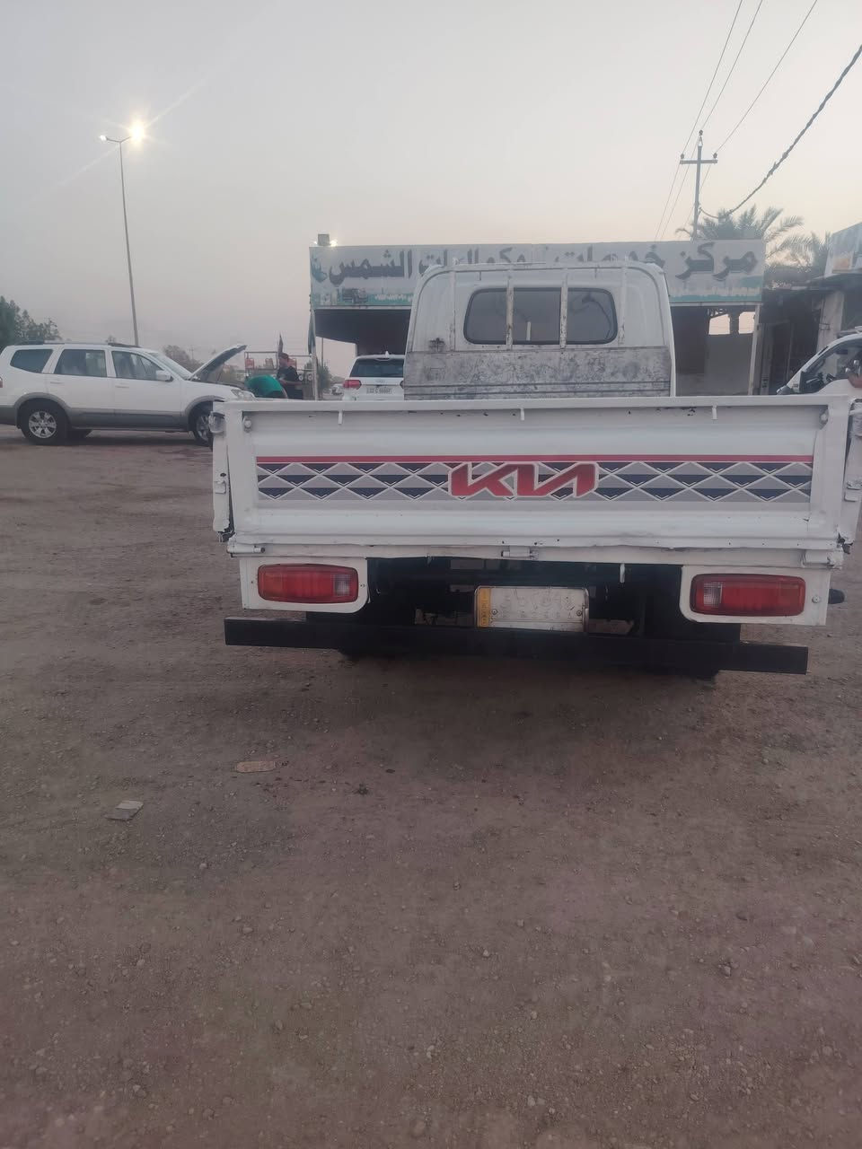سلام عليكم كيه فونتيرا معروضه للبيع رقم بغداد موديل 2000 سنويه ل 28 تحويل مباشر قماره وربع سبعه جنكال مكينه وكير جدد تخم تاير سياره جاهزه ما نقصها اي شي عنوان سياره واسط سعر سياره 50 بيها مجال شي بسيط رقم صاحب سياره موجود يمك *********** //// ***********
