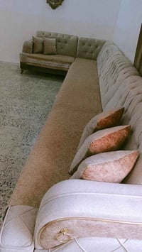 ديوان • استعمال قليل • قرب مستشفى التركي