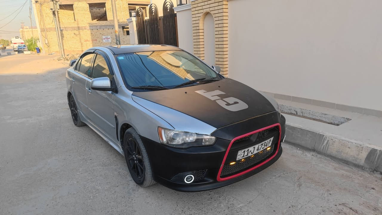 لانسر قرش موديل 2009 GT مكفوله ولا قطعه صبغ
بيهه بارد ابداية الجاملغ الايمن قريب المازده و بارد بالجاملغ الايسر يعني قطعتين بارد 

المواصفات 

بصمه تشغيل و ابواب

فتحه سقف 

تحكم ستيرن 

شفتات سرعه 

مضخم صوت بالصندوق بلادي 

شاشه اندرويد

لايت امامي دوار ويه الستيرن 

صالصنه رياضي مصخم صوت تحكم ريمونت بوابه 

كير ومكينه مكفولات

السعر 98$ و بيهه مجال 

*********** 
***********
