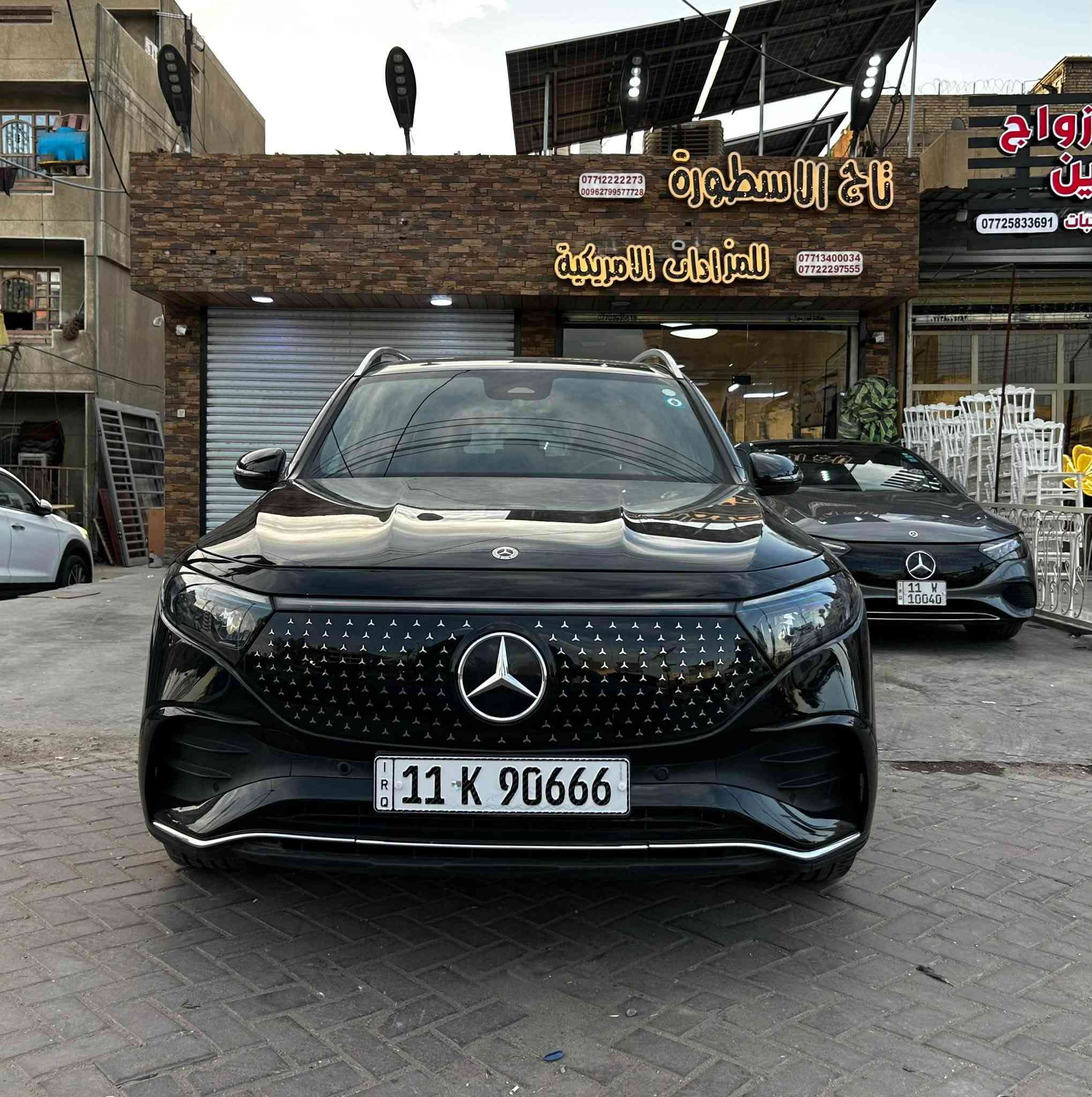 مرسيدس EQB 250 كهربائية موديل 2024 فول كامل
سعة البطارية 66.5 kWh نوع Lithium-ion
تمشي لغاية 520 كم بالشحنة الواحدة
ماشية 8,000 فقط وبحالة الوكالة

المواصفات: حساسات أمامية وخلفية وجانبية
ذاكرة كشنات
كشنات جلد
إضاءة داخلية متغيرة
رادار أمامي وخلفي
عدادات ديجيتال متغيرة
تحكم ماوس بالشاشة
4 وضعيات قيادة
قيادة ذاتية
تبريد قطعتين
مثبت سرعة
نقاط عمياء
مرايا شفط
إشارات بالمرايا
صندوق خلفي كهربائي
أوتو هولد
وباقي المواصفات المعروفة
الحادث دعامية أمامية فقط مع ضربة خفيفة بحافة البنيد أثناء النقل والصور مرفقة
تصلحت وانصبغت على كدها
بدون إيرباك وبدون شاصي ومكفولة
المكان بغداد حي القاهرة
السعر 265 $
للتواصل ***********

نص مكتوب في الصور:
- BIDCARS