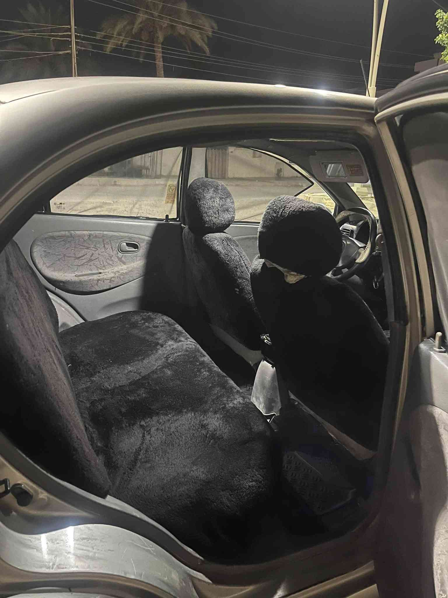 سلام عليكم كيا ريو موديل 2000
كير مكينه شرط  
عليها منضومه زنون 150 w
سستم صوت 
شاشه 
تخم تاير جديد 
السياره يرادلها مشط وبور بريك 
السعر 37 وبيها مجال 
مكاني صلاح الدين سامراء 
للاستفسار 
***********
***********
مامتواجد عل نت
