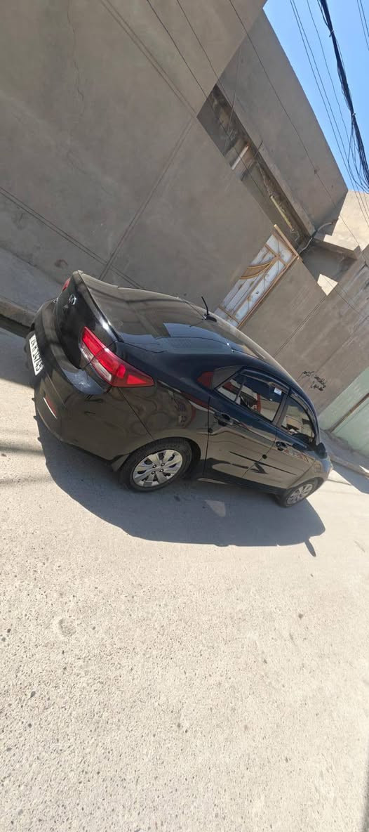 السلام عليكم
كيا ريو 2020 بيهاا كاربون بانزين 
وارد أمريكي
المحرك :1600 دوش 
اللون :اسود
السعر 110 وبيها مجال
مواصفات معروفة 
داخل اسود 
ضرر بوند وشبر بجاملغين كدام 
مكان سيارة الموصل للاستفسار اتصل على هذا الرقم
***********
***********
