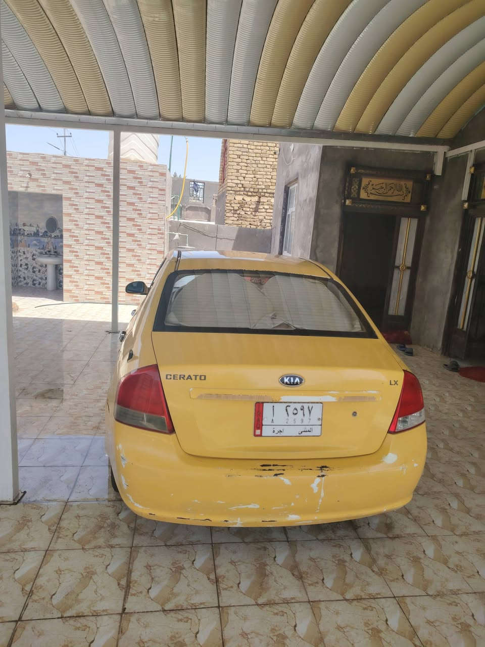 السلام عليكم كيا سيراتو البيع محرك1600 كير اتو محرك والكير مكفول سياره الحداديه80% 
تاير جديد دواخل سياره نضيفه السعر 65وبي مجال سياره باسمي. اكثر تفاصيل خاص مفتوح اورقم: ***********
