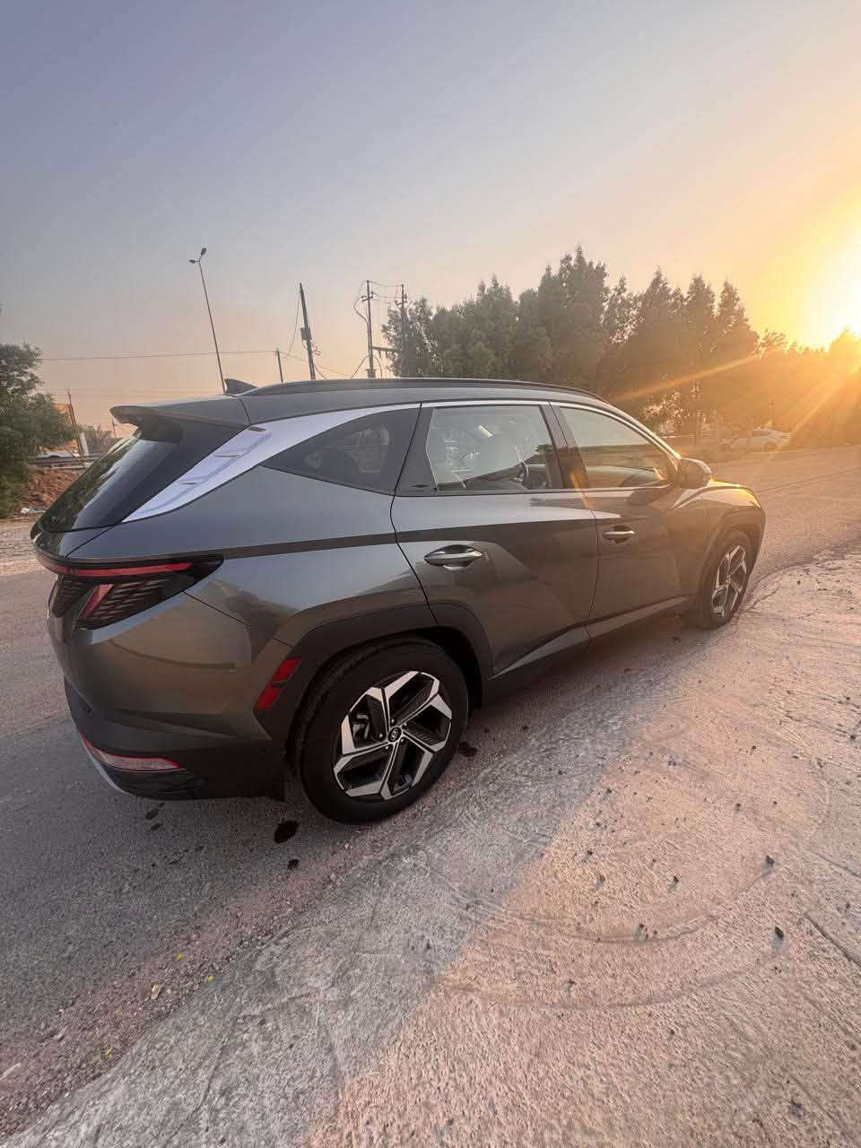 🚘 هيونداي توسان 2022 للبيع أو المراوس
🇺🇸 وارد أمريكي
📍 بغداد

🔹 ماشية 74 ألف كيلومتر مو ميل
🔹 فول الفول وبمواصفات أعلى من الفل بالكوري
🔹 بانوراما
🔹 كير بيانو
🔹 كشنات جلد
🔹 تبريد وتدفئة بالمقاعد

🔸 الحادث من الجهة العكس للسائق، بالباب فقط، حادث بسيط جدًا.
🔸 توجد ملاحظات جداً جداً بسيطة، مجرد آثار شخوط الشارع.

📱 *********** — واتساب أو اتصال

🔴 رقم بغداد مميز
🔄 تحويل ثاني يوم

للبيع والمراوس فقط للجادين.
