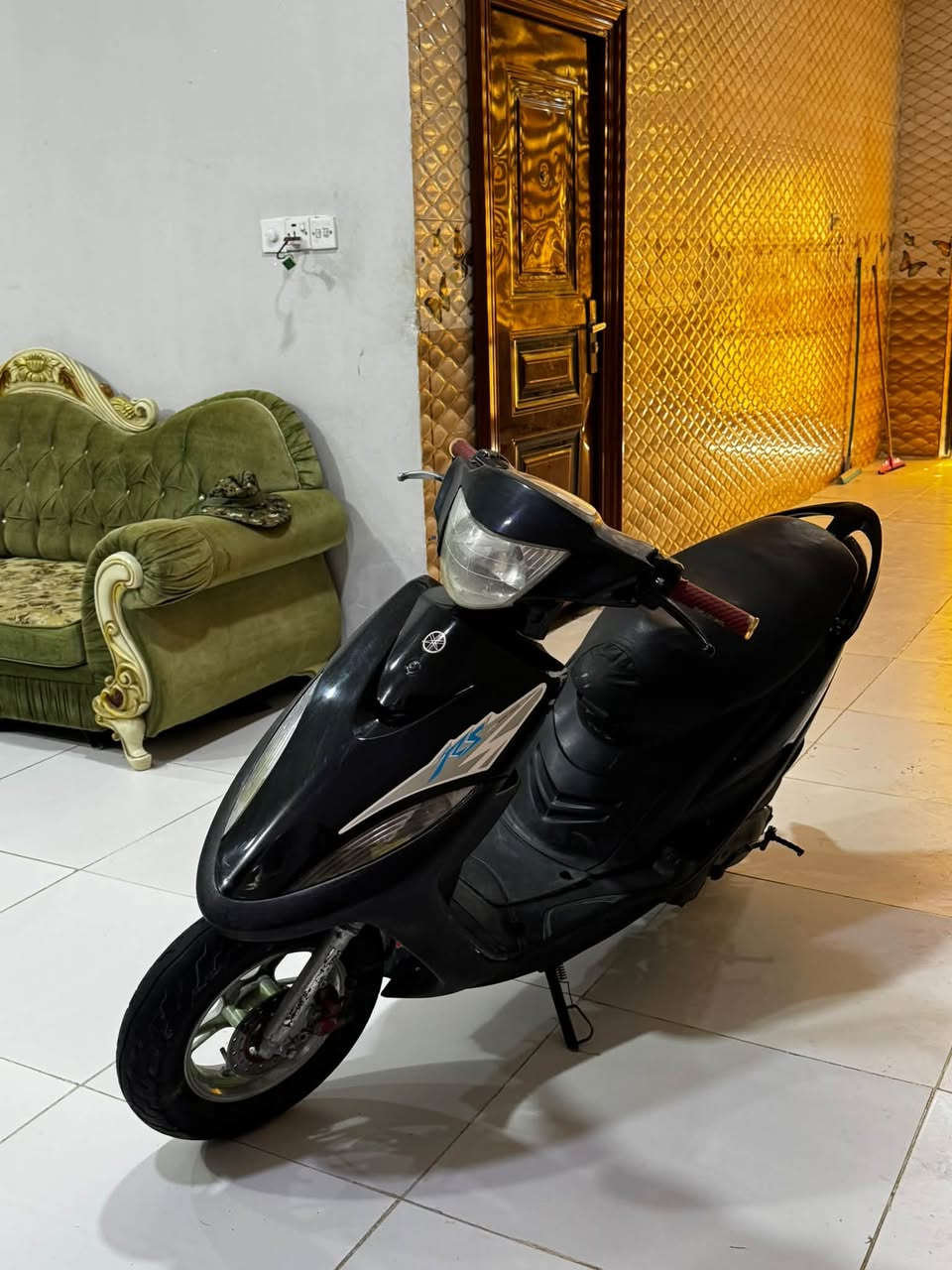 - السلام عليكم 
ماكس عدلة الدراجه مال حاوية ومجفتة تفصيخ بوشه وبستم مال حاويه موتجاري شلعه ومعدل  

السعر 650 وبيها مجال بسيط 
الي يريد يعرف تفاصيل اكثر يتصل او يراسل .
 
مكان الدراجه ديوانية .
***********
