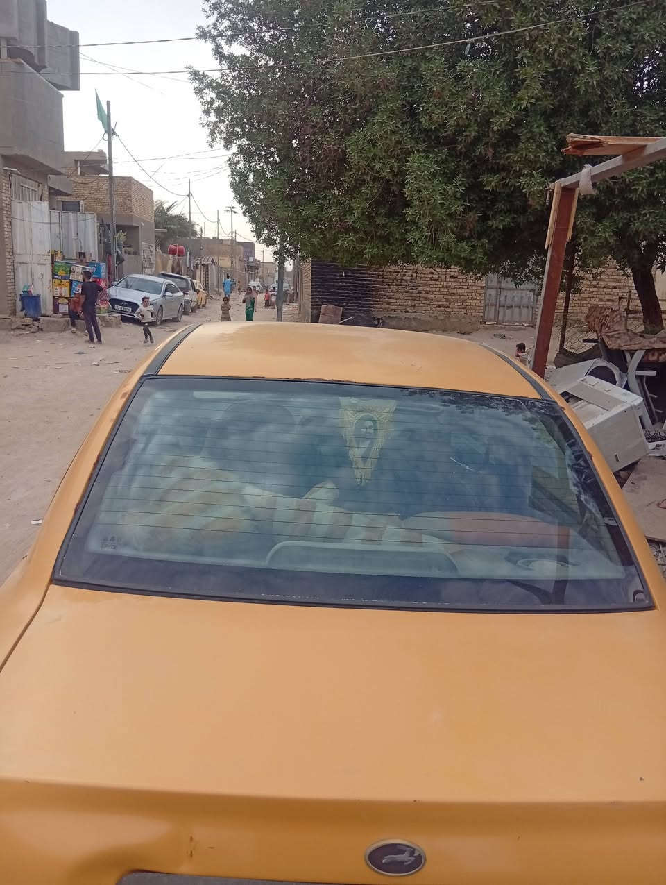 طيبه موديل 2016 السياره مكينتها جديده وكير كفاله راعيها بل ناصريه شوكت ماتريد اداور السنويه صاقطه صار 5 سنوات تقريب  السعر 23 الشراي يتصل.    ***********
