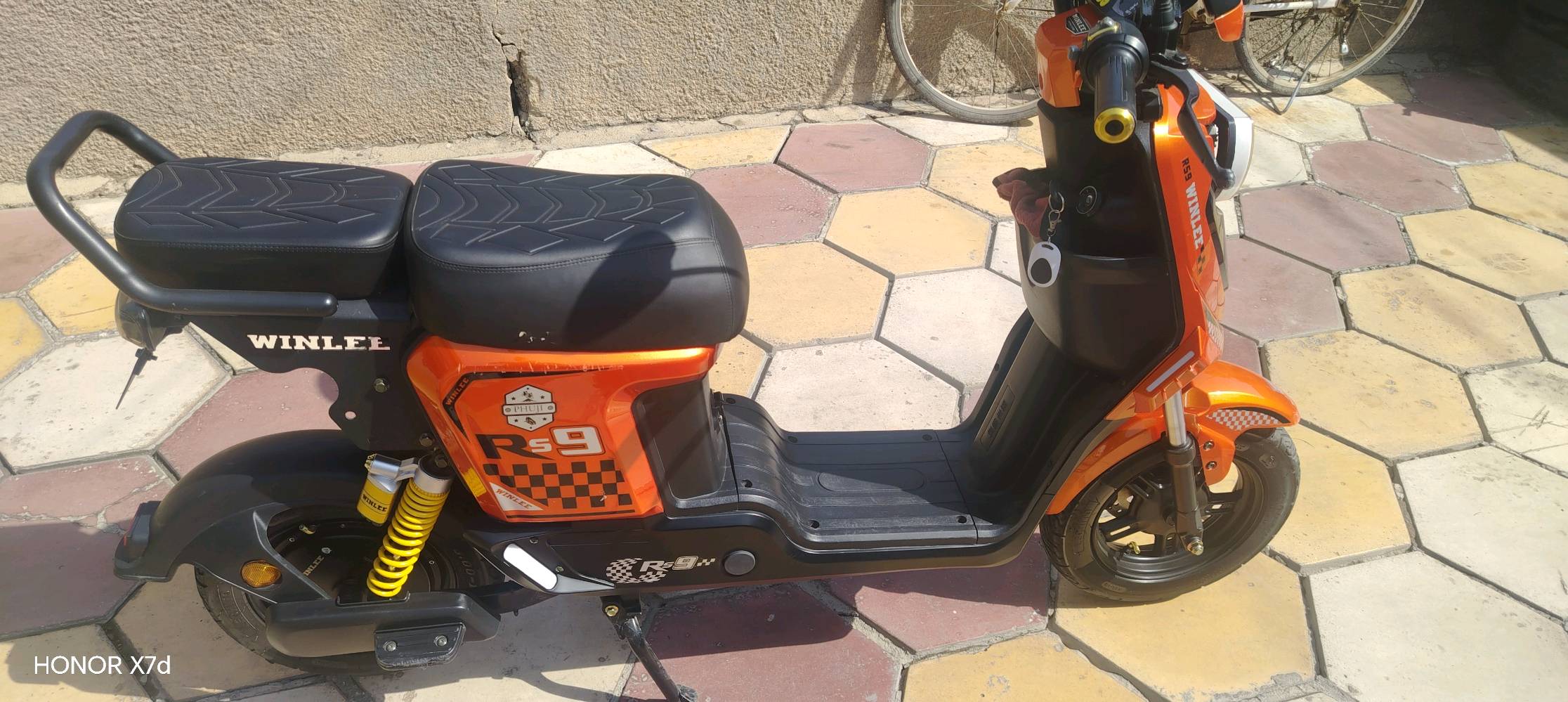 درجة نضيفه مستعمله قيل نوعه درجة RS9 شكل جديد سعره 575 بيه مجال قيل
مكان مدئن تقطع حساني