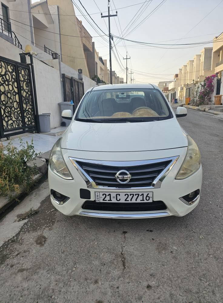 نيسان صني هندي موديل ٢٠١٦ 
٢٠٠ الف ماشي 
بي جاملع امامي سكن صبغ و كارت بباب السايق ٣٠ سم 
فول مواصفات استراد خاص بصمة بلاد و بابين امامي بصمه و صندوك بصمة و تبريد لمس 
تبريد مركزي ويدات نيكل 
سيارا بسمي وبي بطاقة بانزين 
سعرة ٩٢ 
مكانى كركوك
*********** كركوك, العراق
