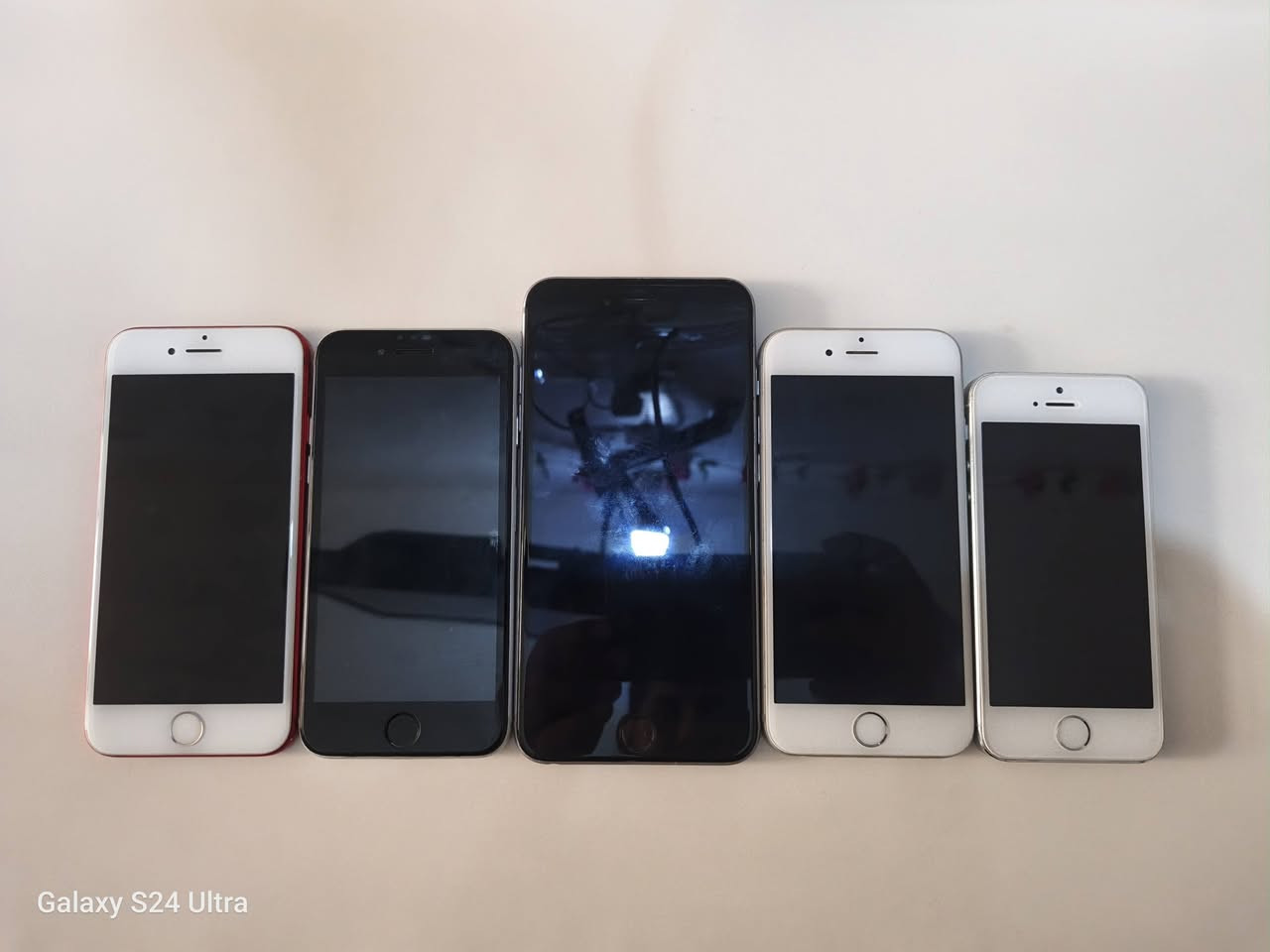 ايفون 7 احمر • ايفون 6s بلاس • قضاء الرميثة