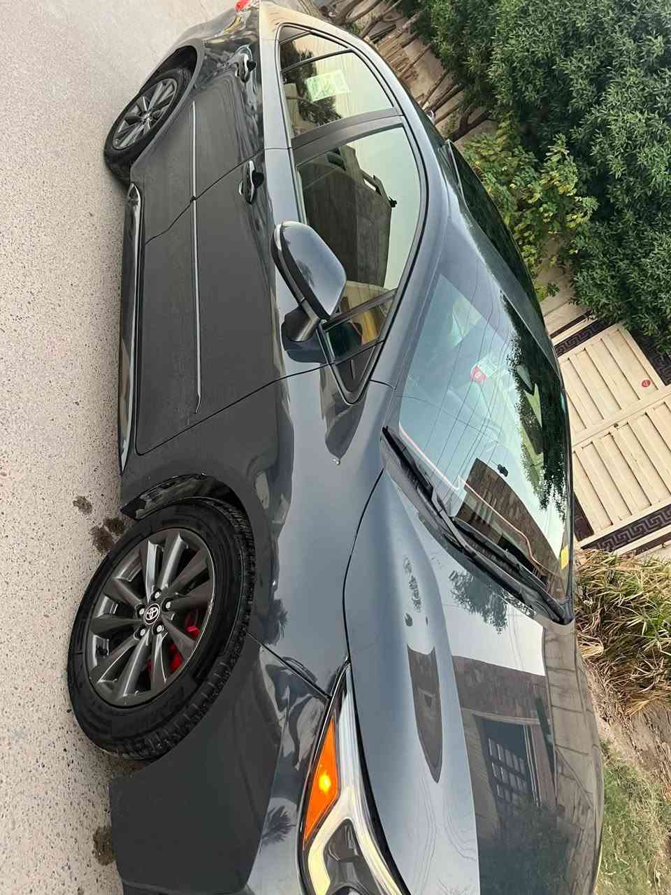 TOYOTA COROLLA  HYBRID SE 2023
تويوتا كورلا هايبرد 2023
المسافة المقطوعه 64 الف
اللون :- سمنتي 
الموديل 2023
المحرك 1800cc
الحادث : فقط بنيد مبدل
            👇👇👇
فتحة كرستال ثلاث حركات 
شاشة كبيره انفكيشن. 
رادار امامي 
 مانع تصادم
تصحيح مسار
مانع انزلاق
تحديد مسرب .
نقطة عمياء .
مثبت سرعة
هاند بريك كهربائي 
كاميرا خلفيه
كراسي مخمل 
طارة مدفية .
كراسي مدفية
بصمه أبواب
بصمه تشغيل
تحكم ستيران
شاحن وايرلس 
ويل قياس   17..
اضويه اماميه زنون LED
كشافات ضبابي LED 
اضويه خلفيه LED
حساسات خلفيه 
نظام GPS+ خرائط 
3 انظمة قياده Sport /ECO / Normal
كندشن مركزي امامي  
بلوتوث 
مدخل AUX + USB
السيارة احلى من الصور  
العنوان بغداد العامرية
السعر : 160 وبي مجال  
***********
