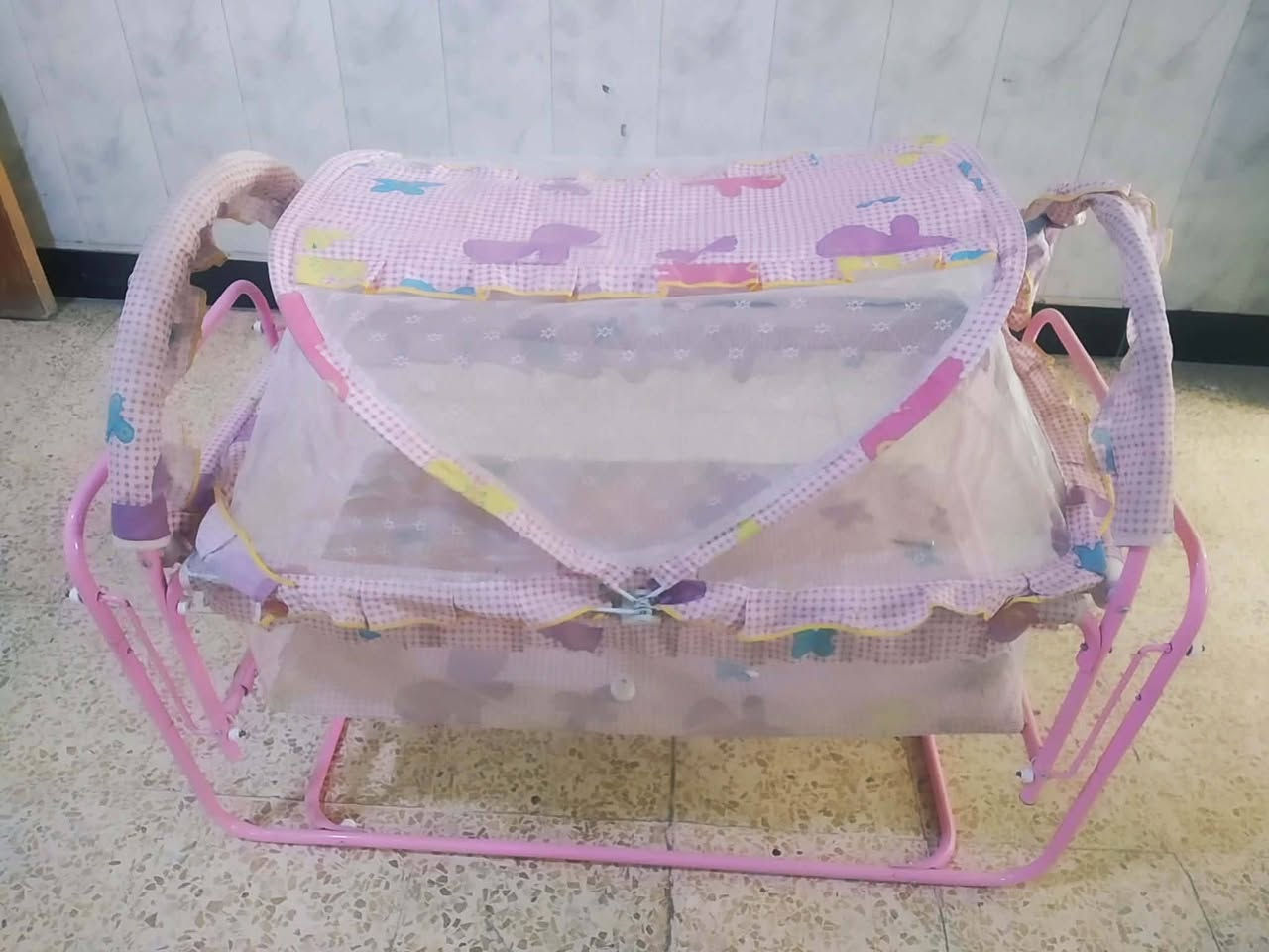 للبيع المكان بابل و شراي يتصل هسه بيع مستعجل جدا و كله  اسعار مناسبه ***********
