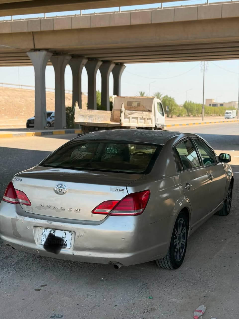 السلام عليكم افلون موديل 2008 فول مواصفات  وارد أمريكي حادثها جاملغ وبيها مكانات صبغ بدون دواخل محرك V6  كير محرك مكفولات رقم بغداد انكليزي بأسمي سعرها 63 وبيها مجال
***********
