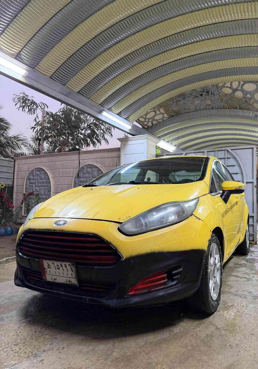 السلام عليكم  فورد فيستا 2016 مكينه 1600 وكيرها بي مشكله يمشي بس ليكدام والبك مترجع والتبريد عاطل صدر امامي خلي كله جديد وارد امريكي  ضربتها بنيد وجاملغ رقم بغداد بسمي شرط التحويل سعرها من الاخير 50ورقه قفل قفل ***********
