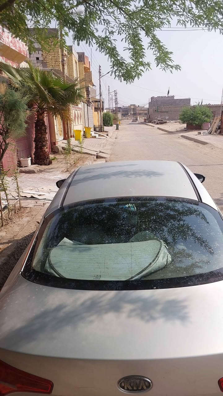 كيا K5 • ٢٠١١ • ساقطه سنتين