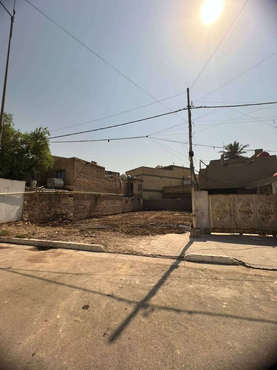 🛑🛑 قطعه الارض للبيع🛑🛑🛑........ حسب الطلب المشتري 
الوجهه 12م والنزال 22.35م التواصل لاستفسار رقم 👇🏼
                                                      ***********
📍الموقع بغداد الكماليه شارع جامع قرب دكتورة كافي
