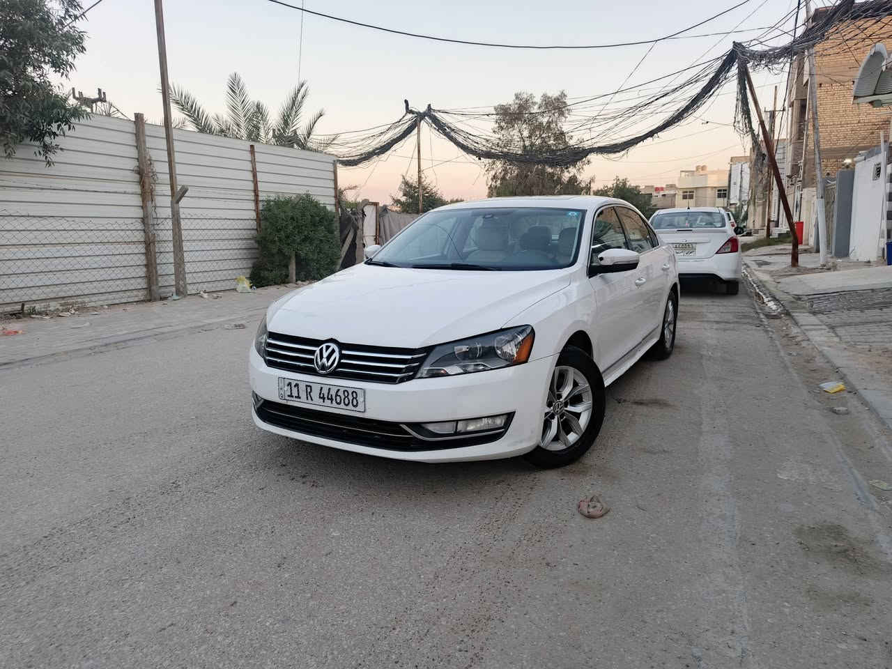 VW. PASSAT. SEL. 2013 
..2.5 cc

باسات 2013 

فول مواصفات SEL

وارد امريكي 

حادثها جاملغ وبنيد

محرك 5سلندر2.5 

فتحة بالسقف

مثبت سرعه

سستم سماعات

كشنات تدفئة

شاشة 

كامرة 

شاشات خلف المقاعد عدد 2

قطعتين تبريد

تحكمات ستيرن جهتين

ايرباكات سستم

ويل حجم 16

كشنات ملكي 

رقم بغداد الجديد

باسمي السيارة

. 
تخم تايرات جدد+باتري جديد
سيارة كامله ومتعوب عليها وماعايزها اي شي تبريد ثلج 
. 
. 
السعر 135 وبيها مجال حك الجية

عنواني نجف  ***********

