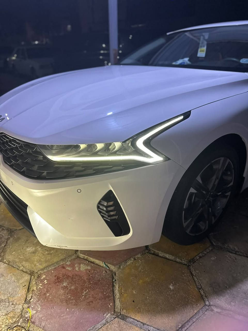 K5 للبيع
مديل 2022
ماشيه 70000
خليجي كفاله
محرك 2000 دوش
فول ماعدا البانوراما
كامره 360
بصمه
تشغيل عن بعد
كشن كهربائي تبريد ثلج
نظام تدفئه
ويل نجمه
تخم تايرات جدد
بقيه المواصفات معروفه 
سعر 200 قفل مكاني ناصريه مركز
*********** واتساب 🪬
