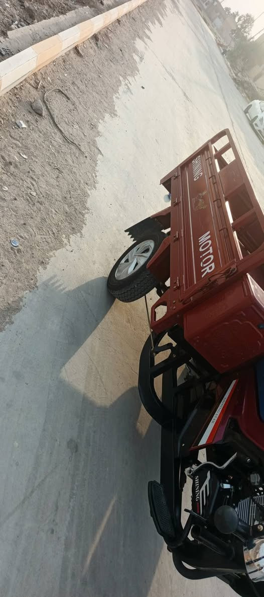 السلام عليكم للبيع موديل 26 جمره دولفين مكينه 200          مكفوله من كلشي صار شهر من طالعه وكيل شراي ينتصل ***********
