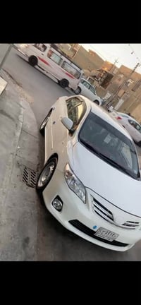 كورلا 2012 خليجي شركه عامه كفاله من الصبغ ماعده جاملغ امامي عكس السايق...
