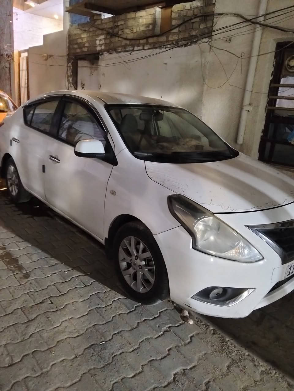 نيسان سني هندي 19 بيه قطعتين صبغ مكينه كير تبريد تمام ويل كب بلادي داخله نضيف رقم بغداد بسمي هزه ممنتهيه ماشيه 130  سعر  92.  لتواصل  ***********.

