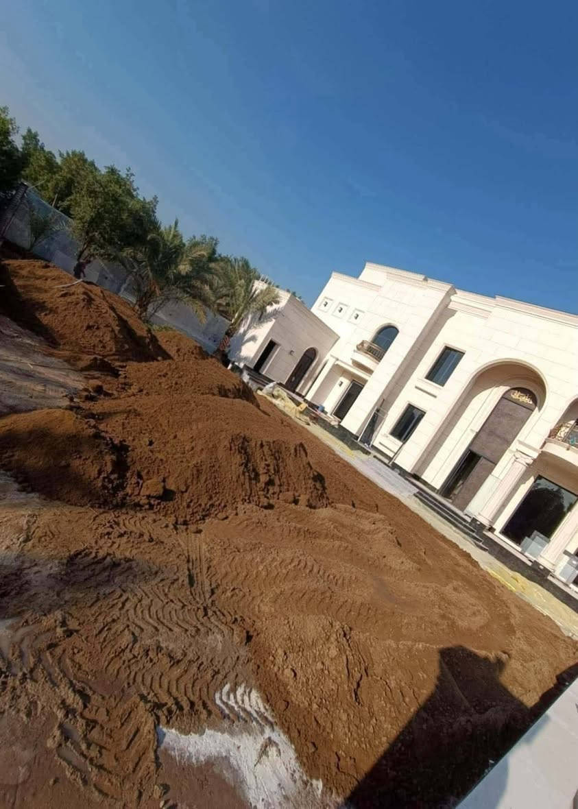 السلام عليكم يتوفر لدينا أجود أنواع زميج بغداد (أبو نؤاس، الكريعات، الدورة)
‏للحدائق والبناء زميج "كحل" أصلي، خالي تماماً من الأملاح، القصب، والشوائب لضمان أفضل النتائج.
‏التجهيز: حمل كامل ومضبوط مع توفر كافة مواد البناء الأخرى لجميع مناطق بغداد.
‏ أنسب الأسعار في السوق مع دقة في المواعيد وسرعة في التوصيل.
‏للتواصل: اتصال أو واتساب على الرقم 
‏*********** اسيا 🩵
‏*********** عراقنا🤍
 أو مراسلتنا عبر الخاص.
‏نحن في خدمتكم دائماً ويهمنا رضاكم.
