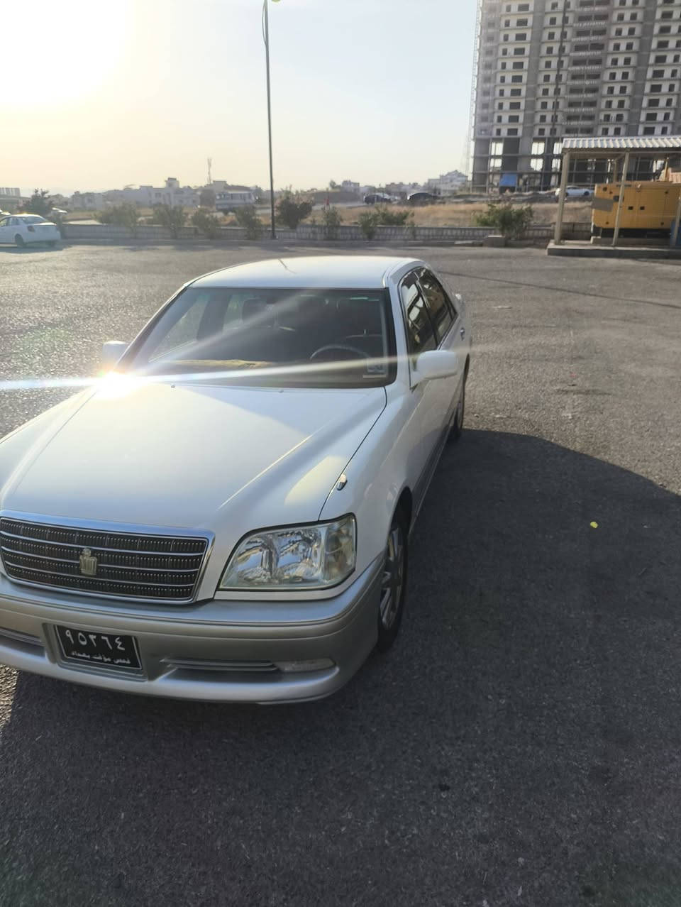 TOYOTA CROWN مەلیکە
موس موس 
مەکینە ـD4بچوک مەرغوب 
دوو دوگمەی پەردەو چوار کوشن کارەبا 
ویلی نەجمە
پێشو دوا کریستاڵ 
بەس جێ موسو دوو پەڵە پەمپی هەیە سۆنەریم داناوە 
داژبڵی عارف عیساوی 
گێڕ مەکینە کەڤەر گۆڕاو شانسی کۆسەرە بەشەرت 
کۆدی هەیەو بارکۆدی پێوەیە 
TB.مەعامەلە لە تەلەفونو چاتا ناکری وەرە سێری کە  ئەت خەمە سەر چاوم 
سعری 54 گەڵاو مەعامەلەیەکی برایەنە 
شوێن سلێمانی 
ڕەقەم تەلەفون    ***********
