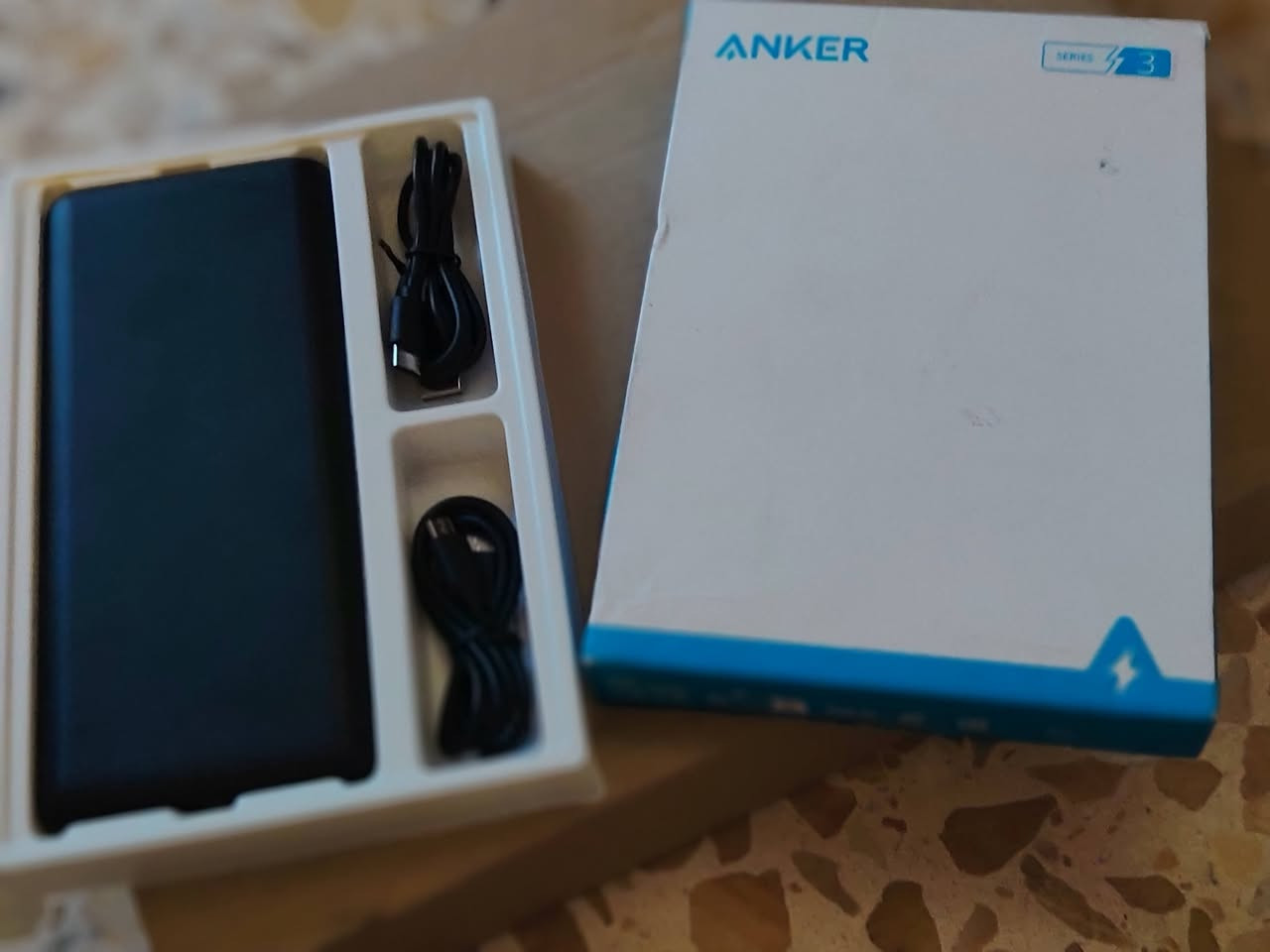 🔋 باور بانك Anker الأصلي – 26,800mAh 🔋
⚡ سعة عالية 26,800mAh لشحن أجهزتك أكثر من مرة
📱 مناسب للموبايلات، التابلت والأجهزة الإلكترونية
🔌 يدعم الشحن السريع حسب الجهاز والمنفذ المستخدم
🔋 بطارية قوية للاستخدام اليومي والسفر
🛡️ أنظمة حماية متعددة ضد الحرارة، زيادة الشحن وقصر الدائرة
✨ جودة وأناقة من Anker المعروفة
✅ عملي وقوي ومناسب للبيت والسفر
✅ يبقي أجهزتك مشحونة وقت أطول
📦 السعة: 26,800mAh
🔥 Anker – قوة شحن تعتمد عليها
