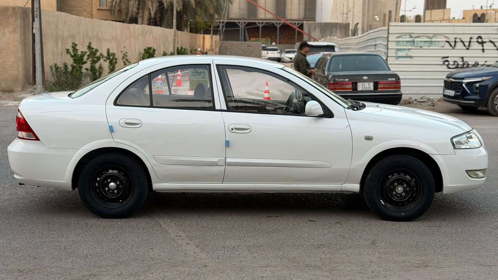يالله السلام عليكم نيسان مديل 13 خليجي مكفولة ضربه وصبغ وتبديل بيها مكانات بارد وتكحيل ماشيه 158 مكينه كير حداده تبريد كهربائيات تايرات كفاله عامة جاهزه من كلشي بصره تحويل السعر 85 وبيها قليل ***********
