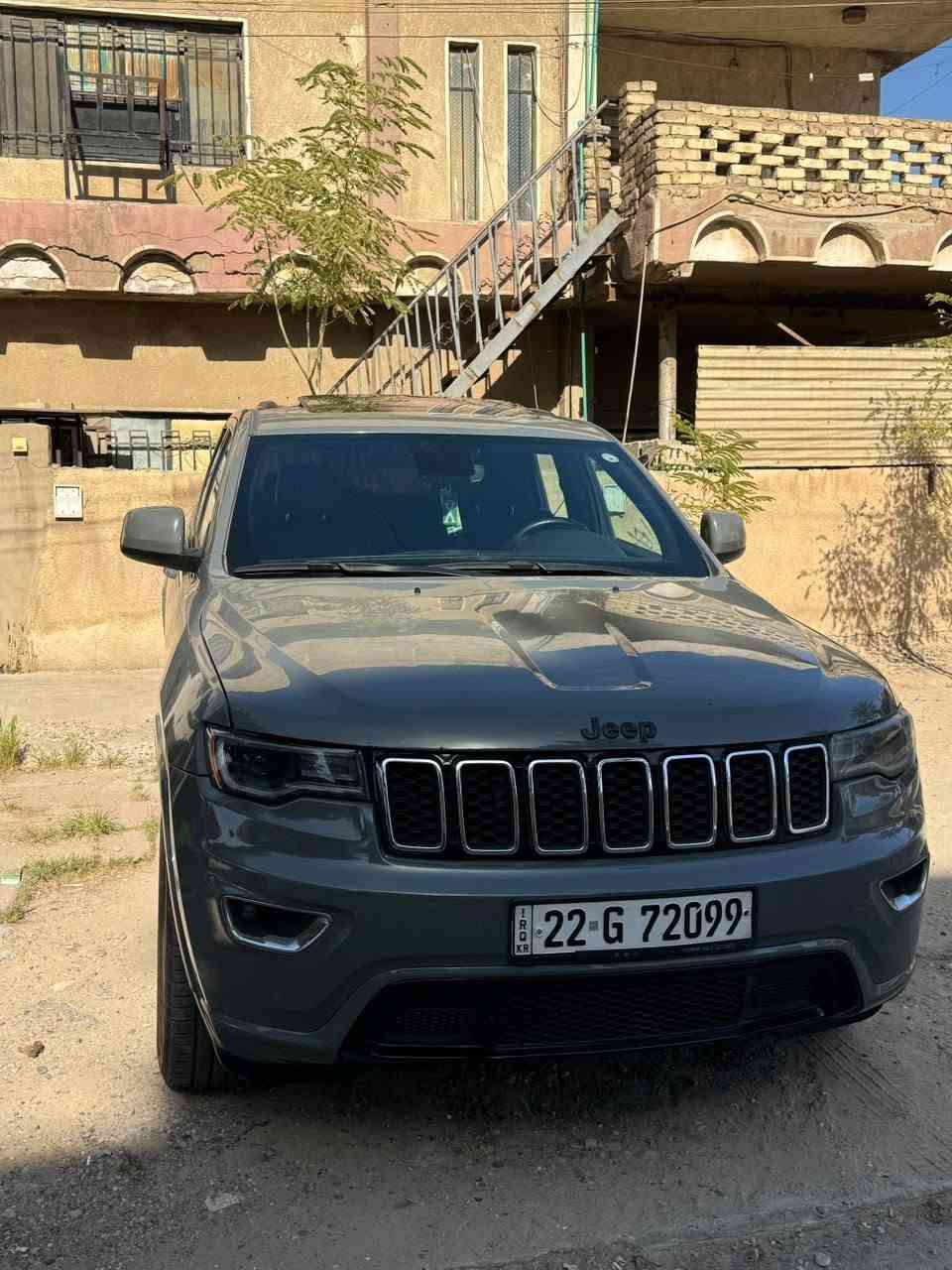 جيب 2020 اصل سمنتي فول مواصفات بلاك توب ماشية 70 الف حيل جديدة واحلى من الصور سلايت كشن جلد ومخمل كهرباء وتدفئة تبريد كشنات صندوك كهرباء ماوس تحكم قيادة فول للاخير السيارة بيها طخة جاملغ وبنيد فقط والباقي مكفول بدون شواصي بدون لغد بدون دواخل بدون معجون السيارة مابيها نقص كير محرك صدر تبريد تخم تاير جديد كلة مكفول رقم اربيل بسمي تحويل مباشر العنوان بغداد للاتصال *********** بغداد, العراق
