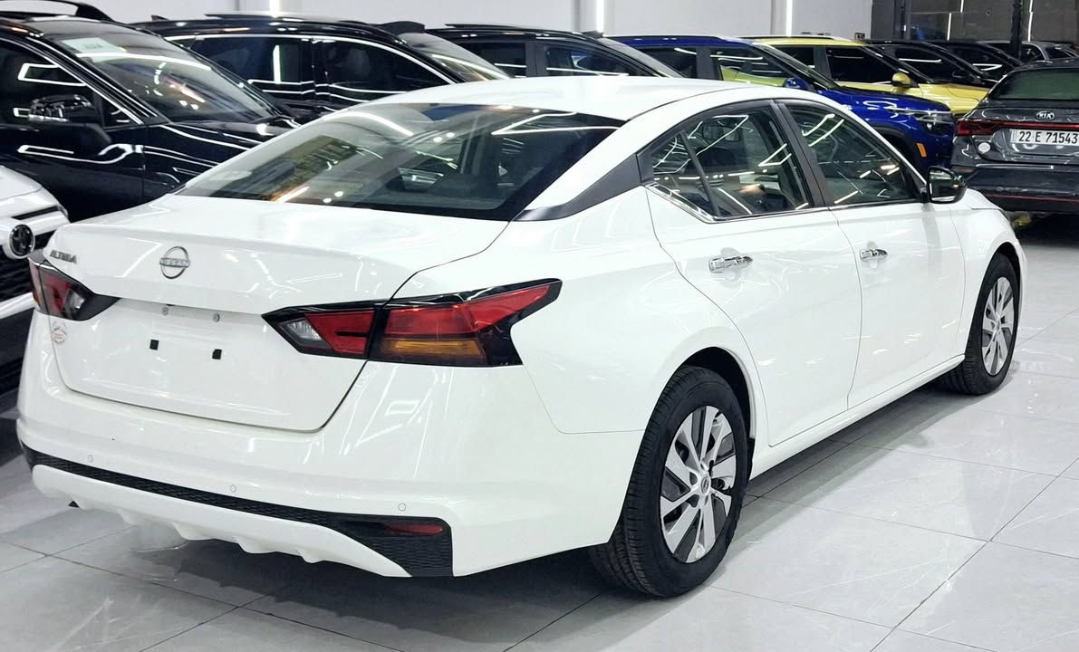 ســـــلام عــلـیـکـم 
Nissan Altima . S  2.5 
نـیسـان الـتیـمـە 2024 شـکل جدید 
مـواصـفـات S 
. سـعر مـونـاسـب فقط [ 138 ]$ بیها مجال 
سـیارە بیها جملغ نص بولند سبوغ
  باب مبدل بلادی  اصلی نفسل لون 
مکانین بارد 
بدوان دواخل بجم کبس شرط
سـیارە جاهز بدون نواقس 
مواصفات سـیارە ⬇
بــەسمە 
شاشە 
کامیرە خـلـفـي
تـحـکـمـات سـتیرن 
لایـت زیـنون بلادی 
یـدە نـیکل 
تـشقیـل عن بعد 
رادار امامـی 
رادار خلـفی 
حساسات 
مرایە رادار 
تعدیل سـرعە 
بکلایت لید 
اتو هولد 
..هیە مواصفات S معروفە 
عنوان اربـیل داخل معارض
للتواصل واتساب
*********** واتساب - فایبر 
*********** کورک فقط
